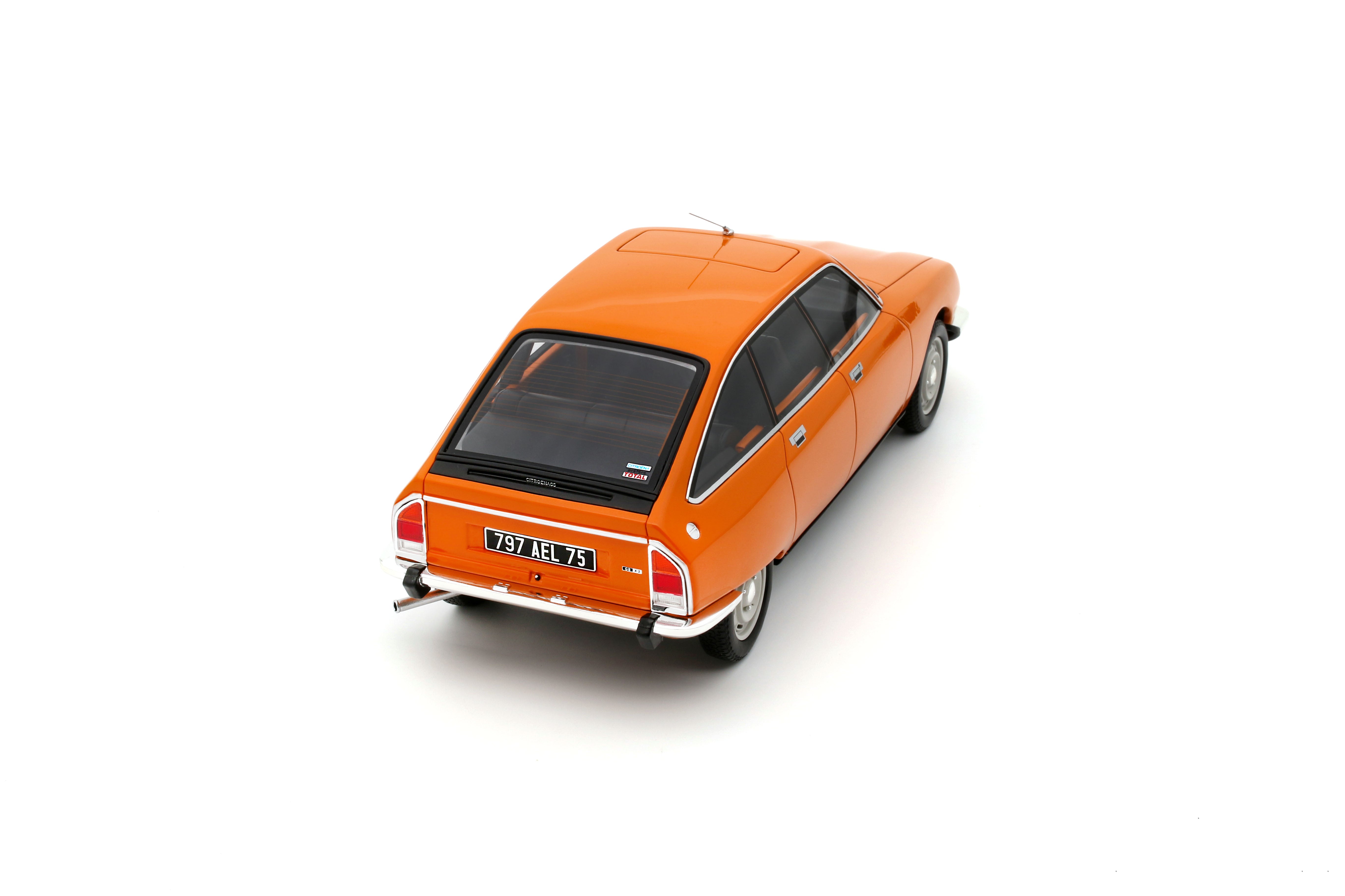OTTO 1:18 Scale Resin - Reseller Exclusive – 1974 CITROËN GS X2, JAUNE  HELIANTHE - OT1399