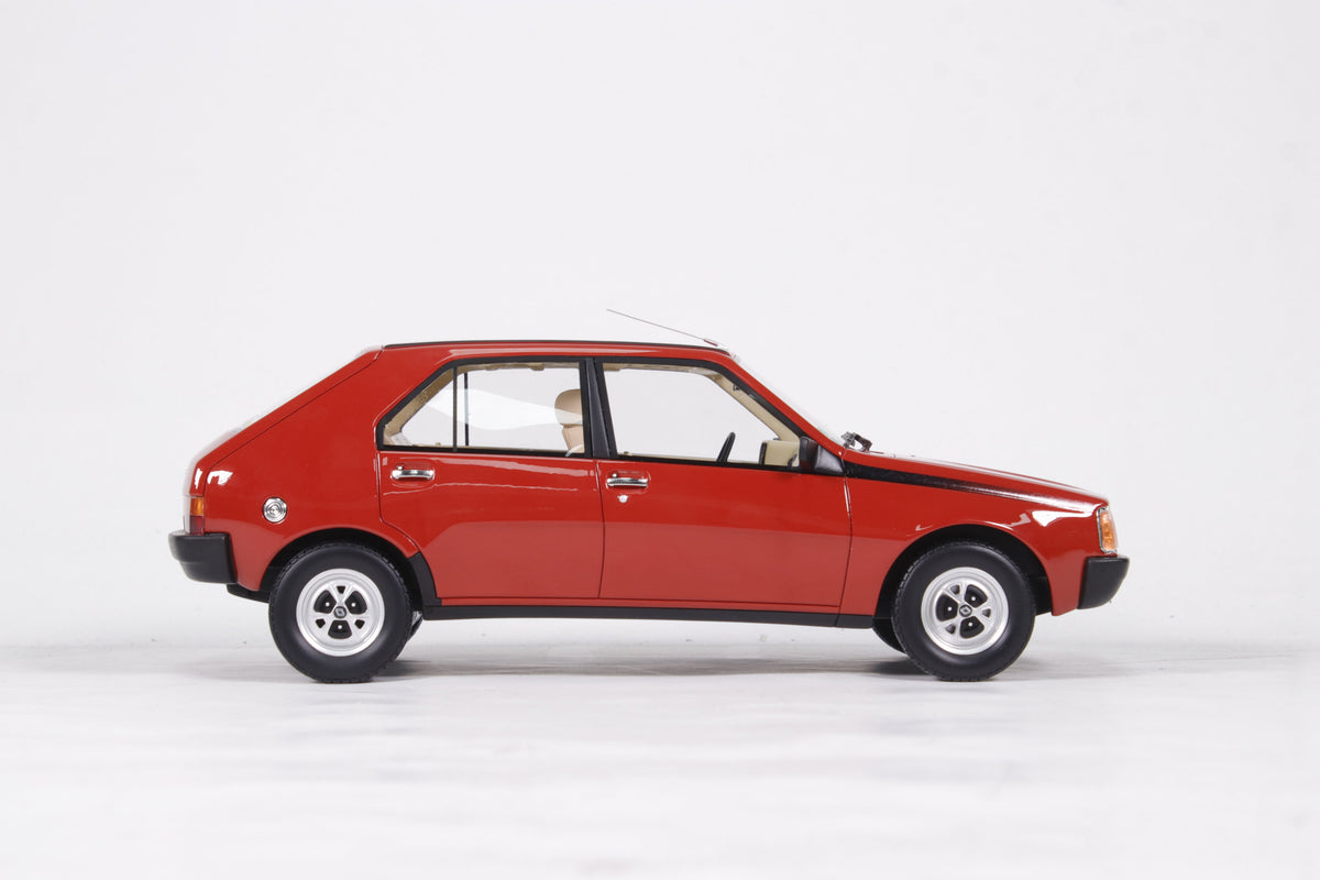 OTTO 1:18 Scale Resin - Reseller Exclusive – 1983 RENAULT 14 TS, ROUGE 705 - OT1409