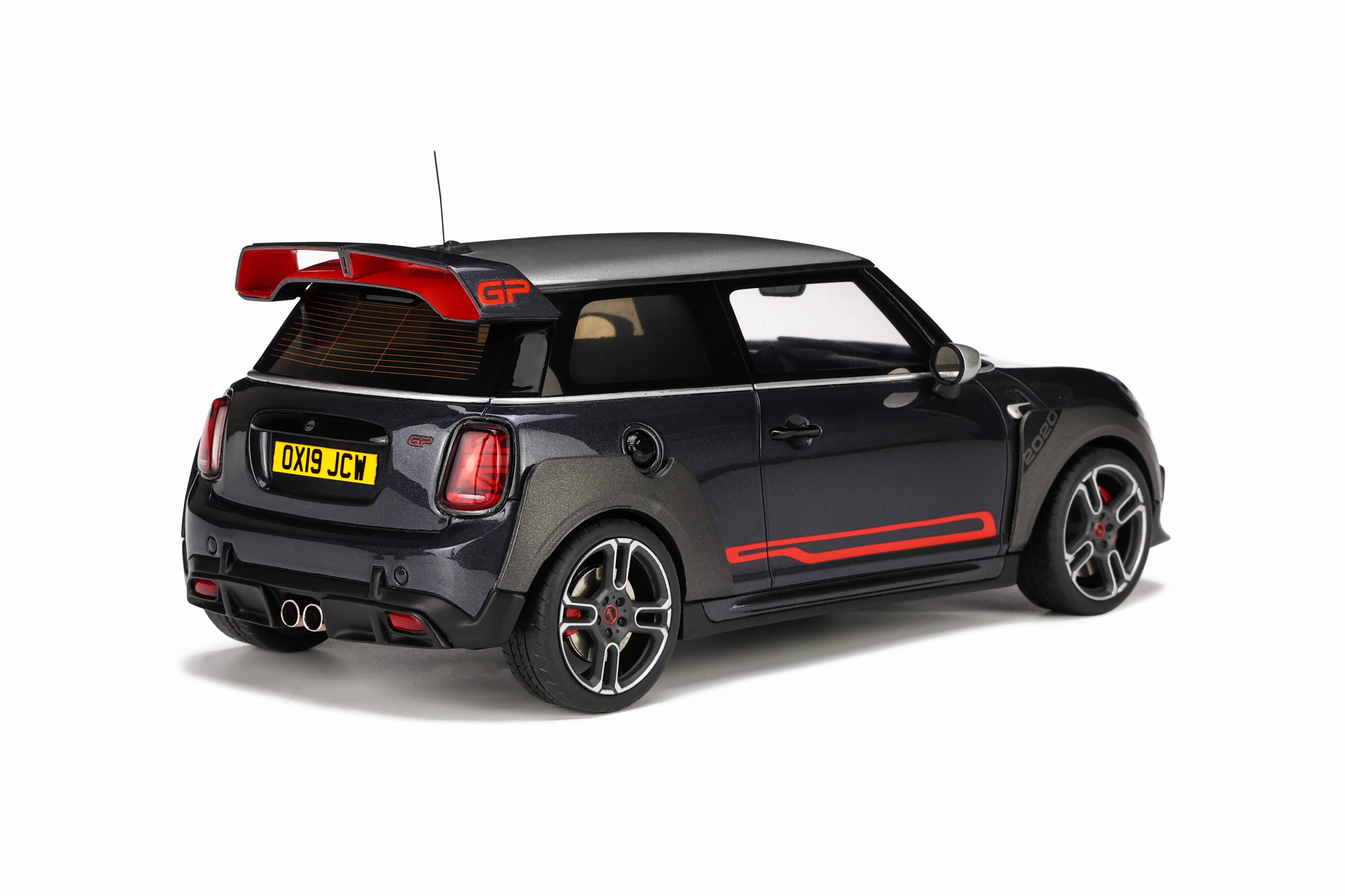 OTTO 1:18 Scale Resin Model Car - 2020 Mini Cooper JCW GP Racing, Grey - OT407