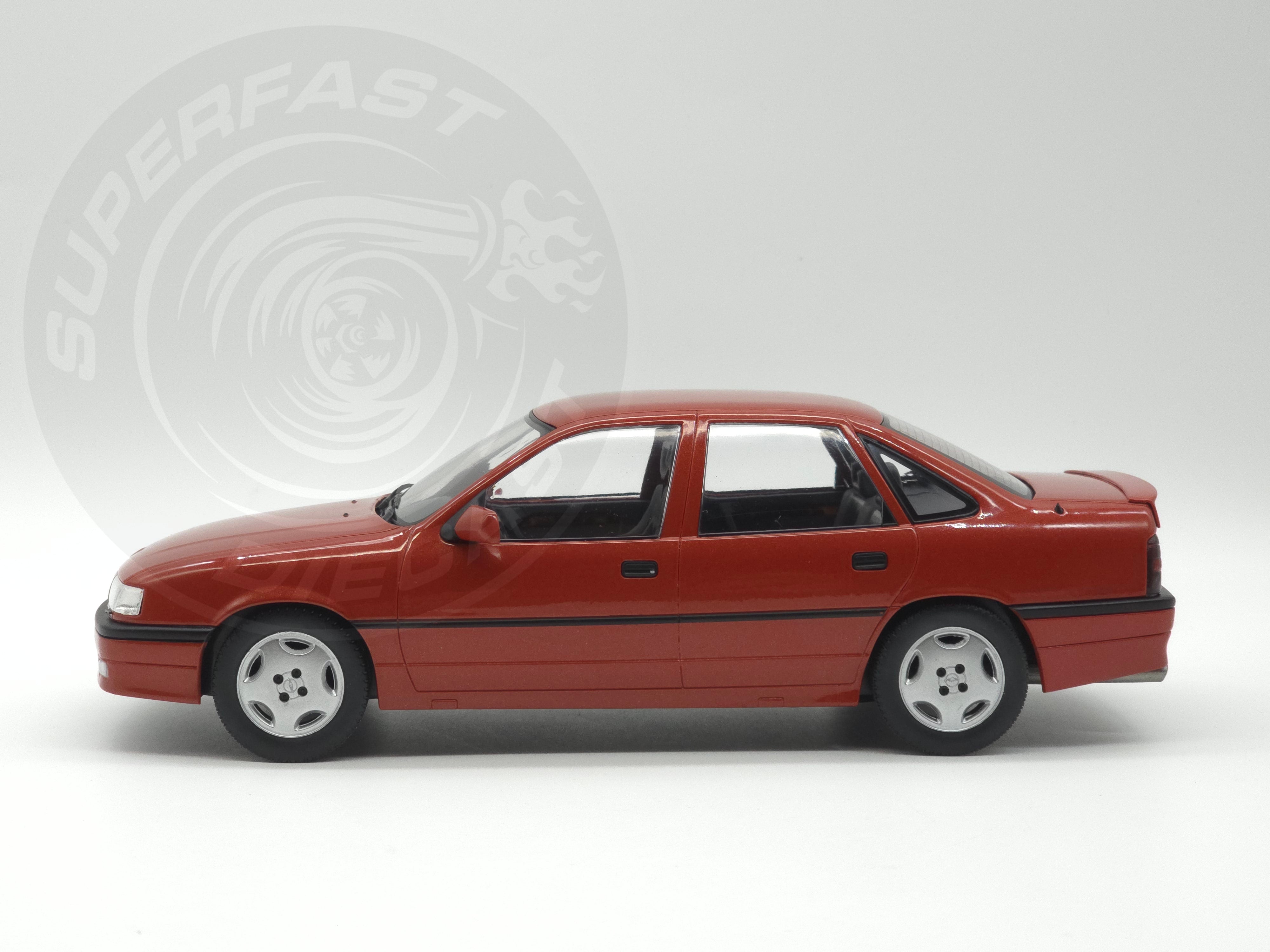 MCG 1:18 Scale Diecast - Opel Vectra A 2000, LHD, Red - MCG18461