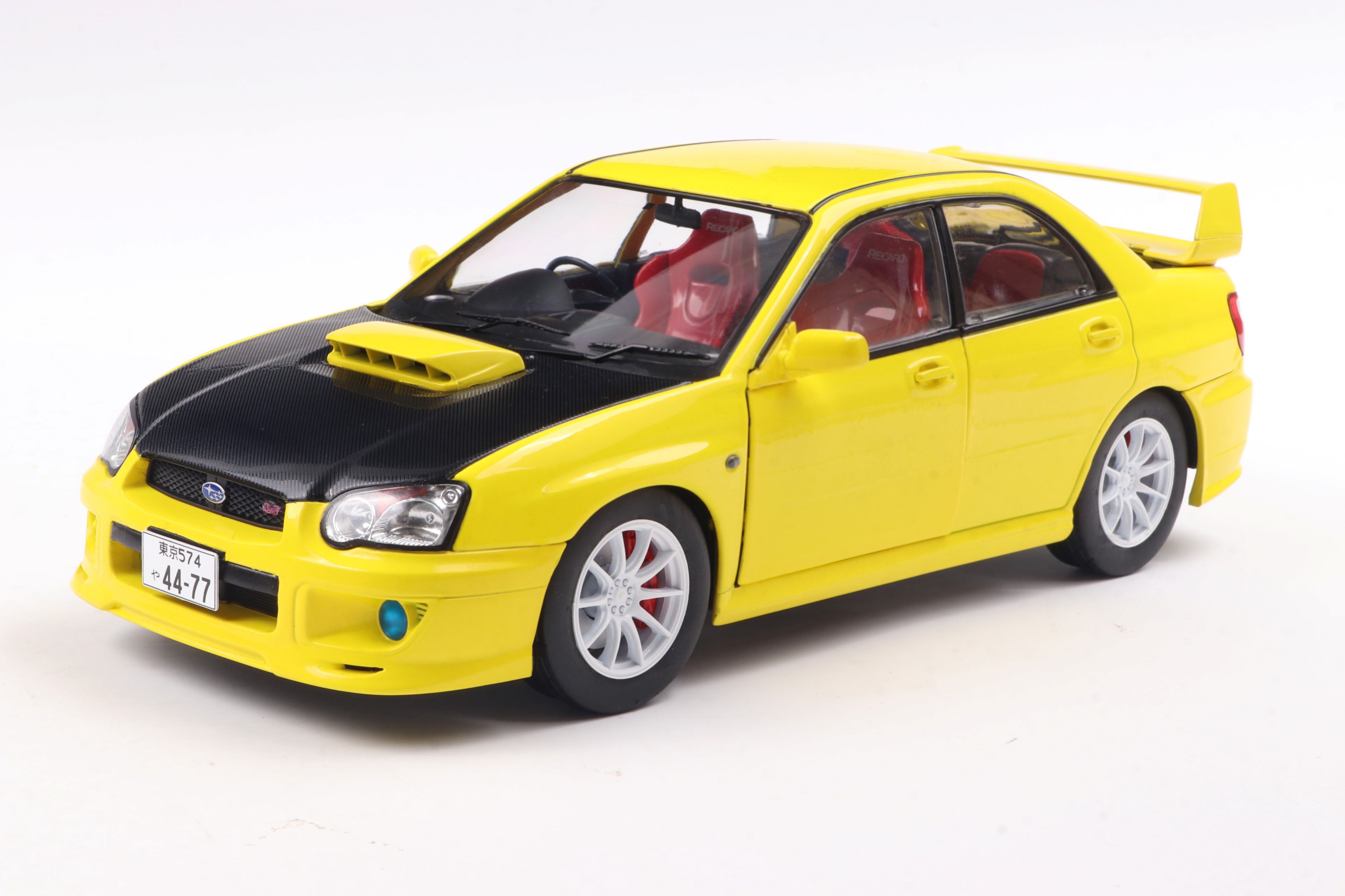Solido 1:18 Diecast - 2003 Subaru Impreza WRX STI, Streetfighters Yellow - S1812302