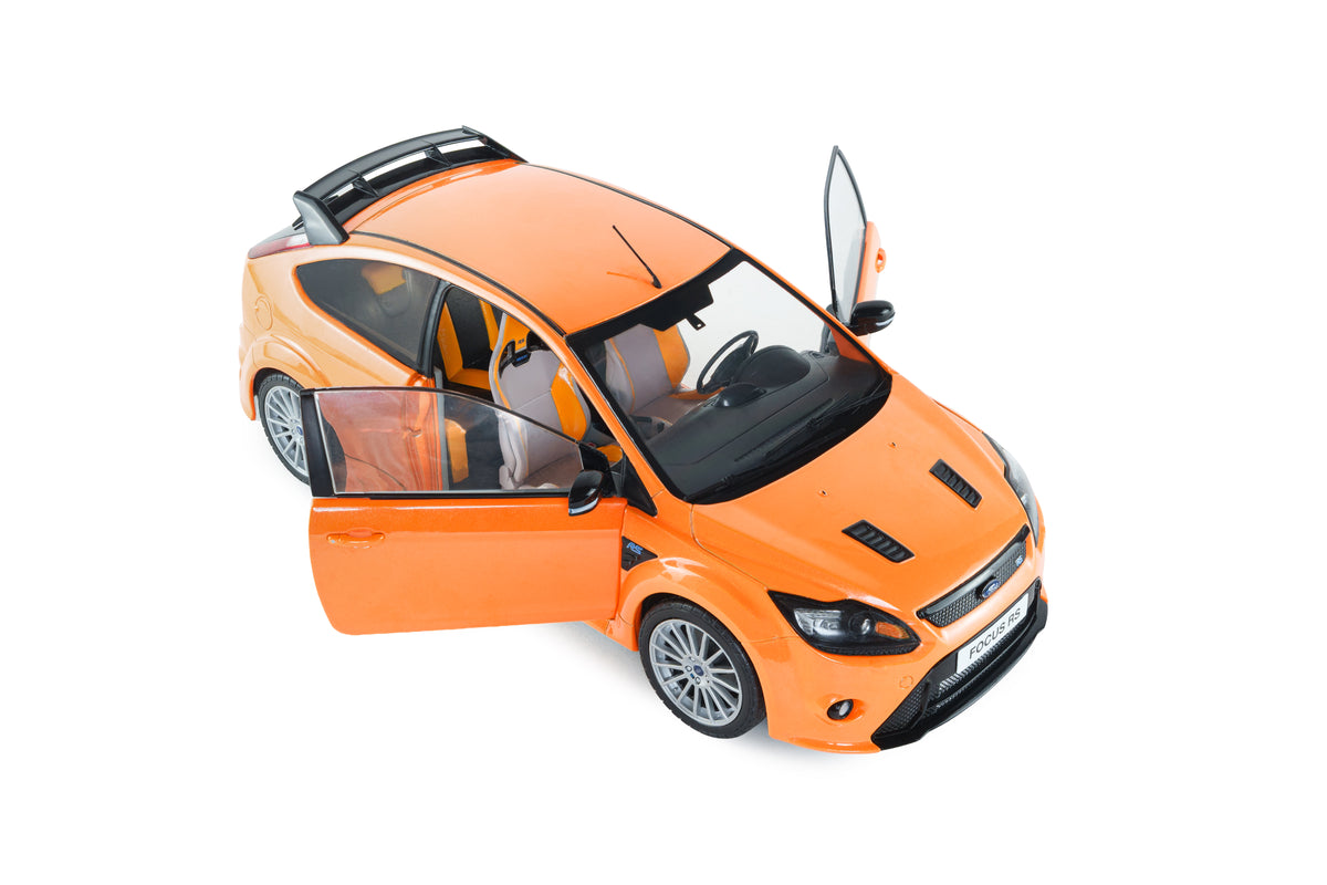 SOLIDO 1:18 Scale - 2009 Ford Focus RS Mk2 - Electric Orange - S1813103