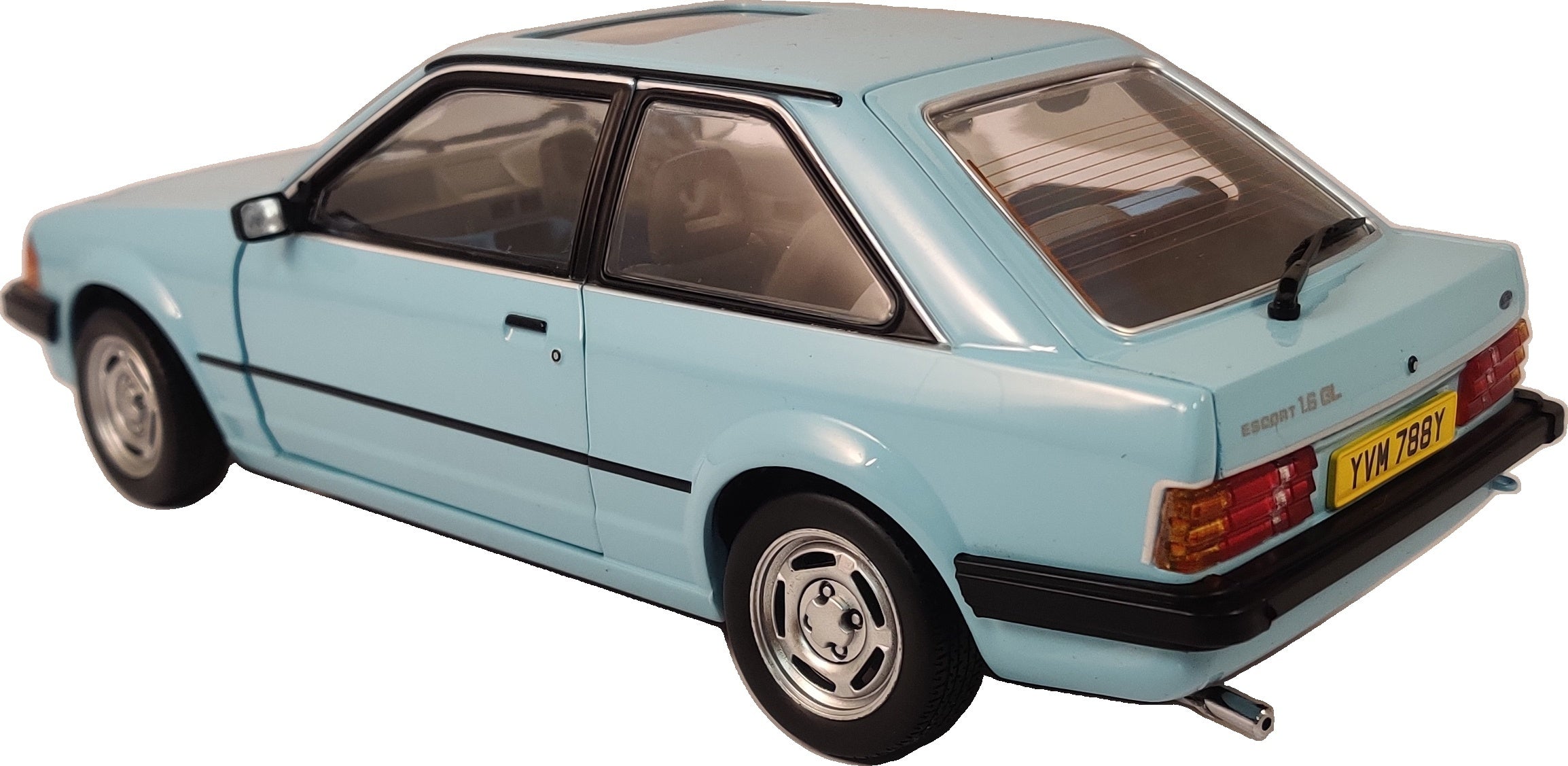 SUNSTAR 1:18 Scale 1981 Ford Escort Mk3 GL RHD, Light Blue - UK Exclusive - Limited Edition 200pcs - 4978R