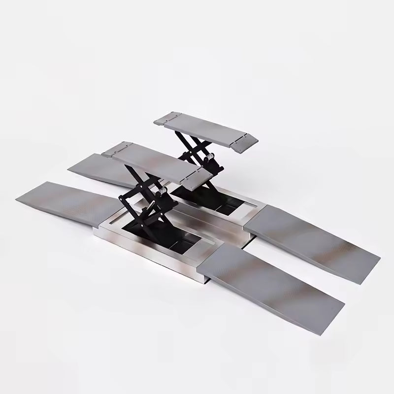 LCD 1:18 Scale - Diecast Scissor Lift, Ramp Garage Accessory, Grey - 18018GY