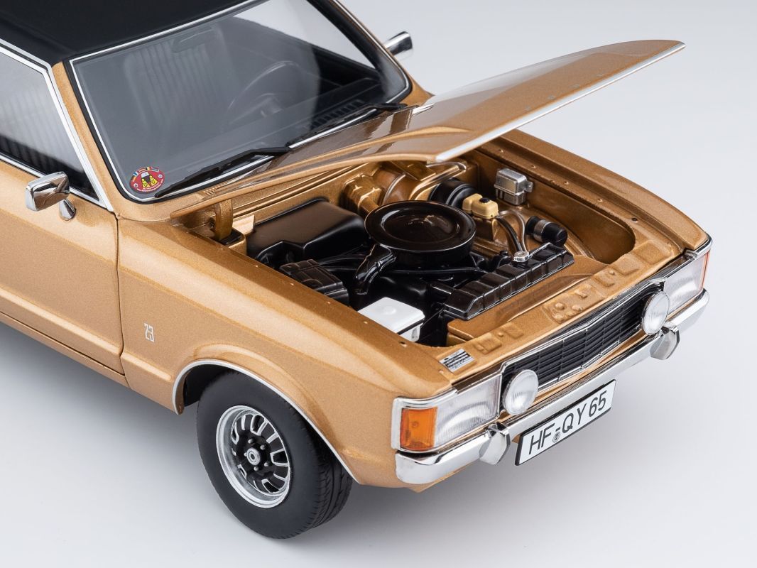 Touring Modelcars 1:18 Scale Diecast - 1975 Ford Granada Coupe Series 2, Gold - 1808001