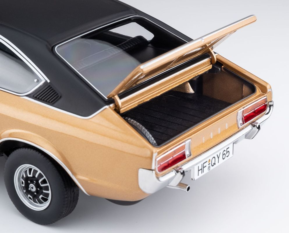 Touring Modelcars 1:18 Scale Diecast - 1975 Ford Granada Coupe Series 2, Gold - 1808001