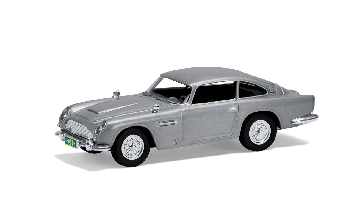 Corgi Vanguards 1:36 - Aston Martin DB5 - James Bond 'Casino Royale' (20th Anniversary) - CC04315
