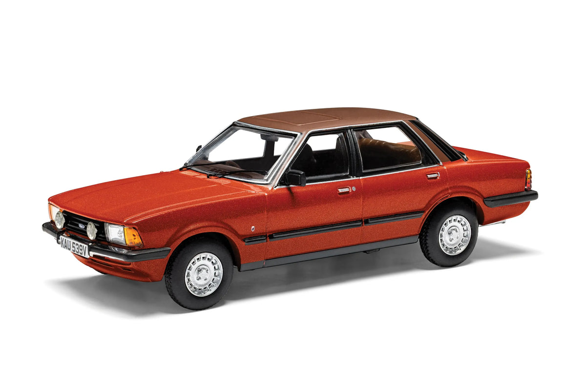 CORGI VANGUARDS 1:43 - 1980 Ford Cortina Mk5 2.0 Ghia S - Sirius Red - VA15009