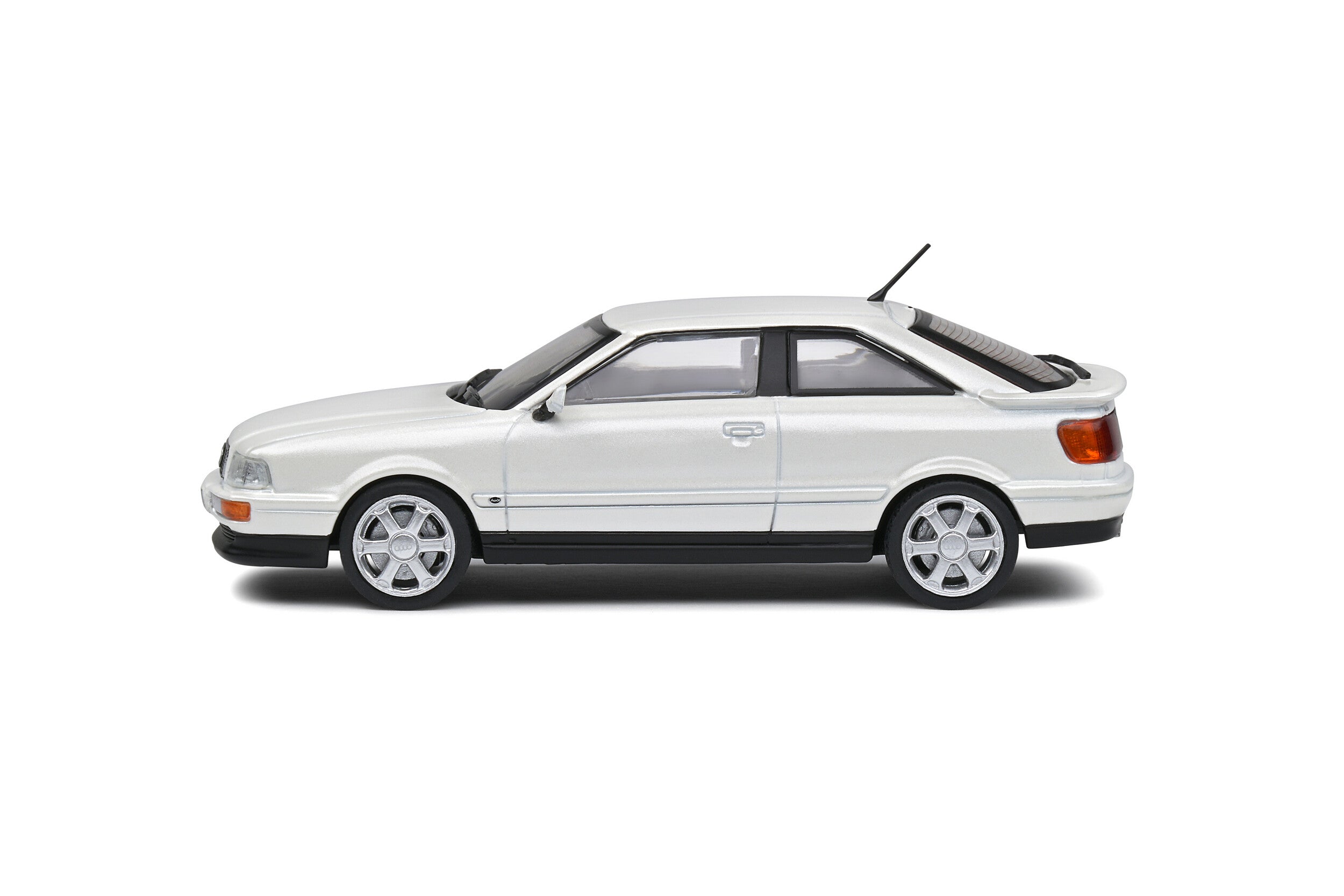SOLIDO 1:43 Diecast Model, 1992 Audi Coupe S2, Pearl White - S4312202