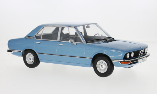 MCG 1:18 Scale Diecast Model Car - 1973 BMW 5 Series (E12), Blue - MCG18541