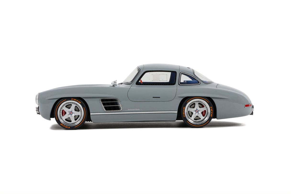 GT Spirit 1:18 Scale Resin Model Car 2019 Mercedes 300 SL S-Klub Gullwing Grey - GT418