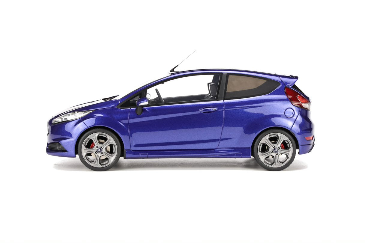 OTTO 1:18 Scale Resin Model Car - Ford Focus Fiesta ST Mk7 in Blue (OT403)