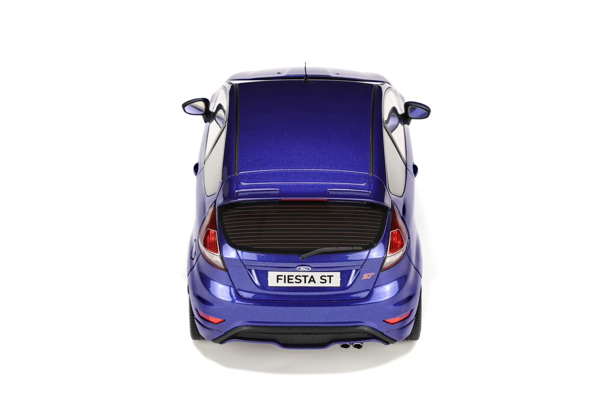 OTTO 1:18 Scale Resin Model Car - Ford Focus Fiesta ST Mk7 in Blue (OT403)