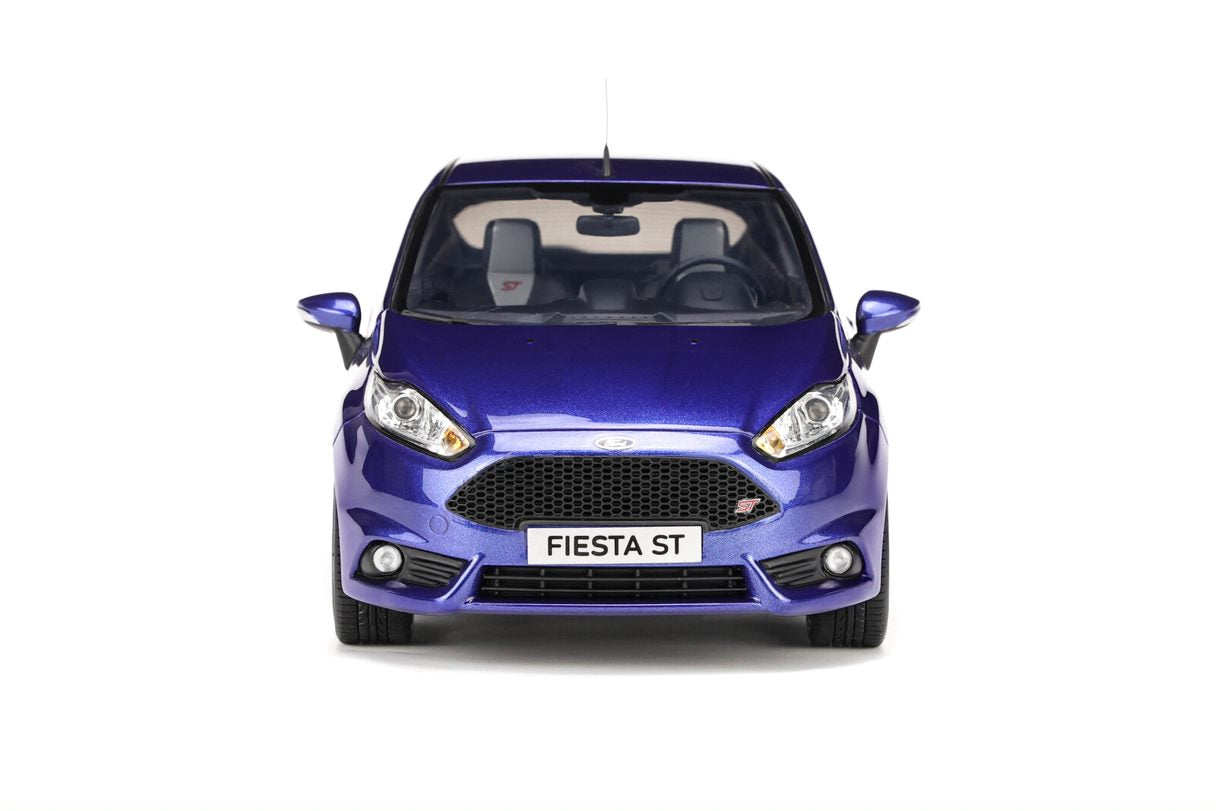 OTTO 1:18 Scale Resin Model Car - Ford Focus Fiesta ST Mk7 in Blue (OT403)