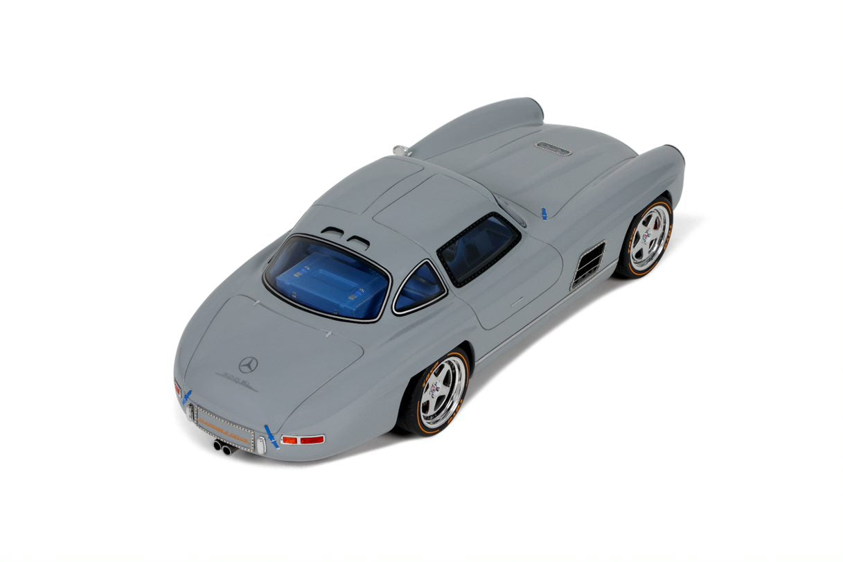 GT Spirit 1:18 Scale Resin Model Car 2019 Mercedes 300 SL S-Klub Gullwing Grey - GT418