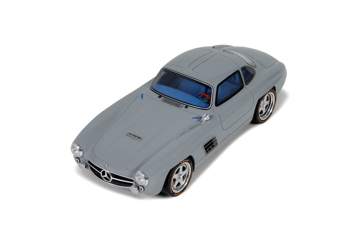 GT Spirit 1:18 Scale Resin Model Car 2019 Mercedes 300 SL S-Klub Gullwing Grey - GT418