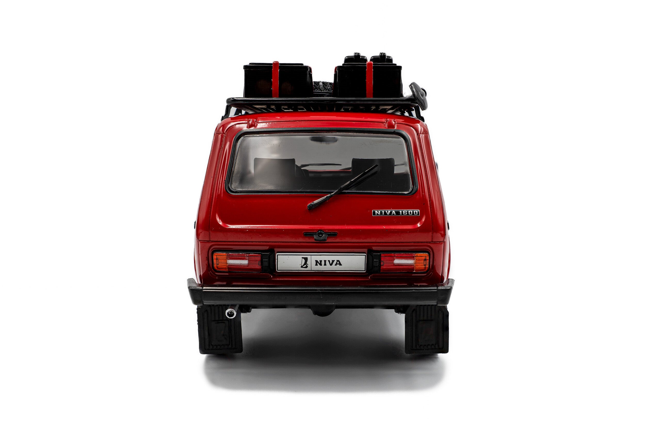 SOLIDO 1:18 Scale Diecast, 1980 Lada Niva, Red - S1807306