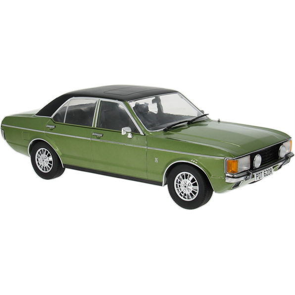 MCG 1:18 Scale Diecast - 1973 Ford Granada Mk1 (RHD UK EXCLUSIVE), Green - MCG18830