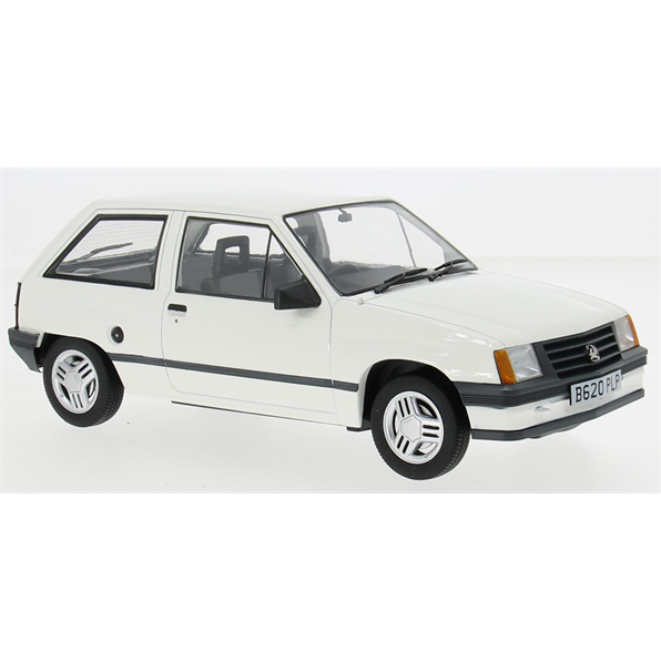 MCG 1:18 Scale Diecast - 1983 Vauxhall Nova (UK Exclusive RHD), White - MCG18904