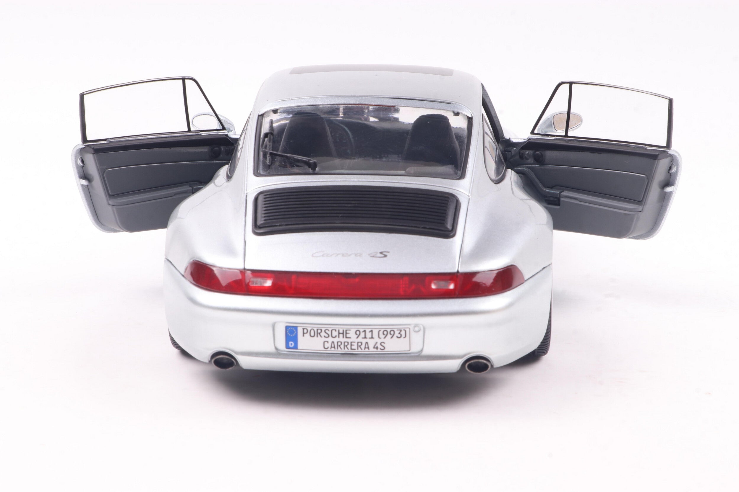 Solido 1:18 Diecast - 1996 Porsche 911 (993) 4S, Polar Silver - S1810103