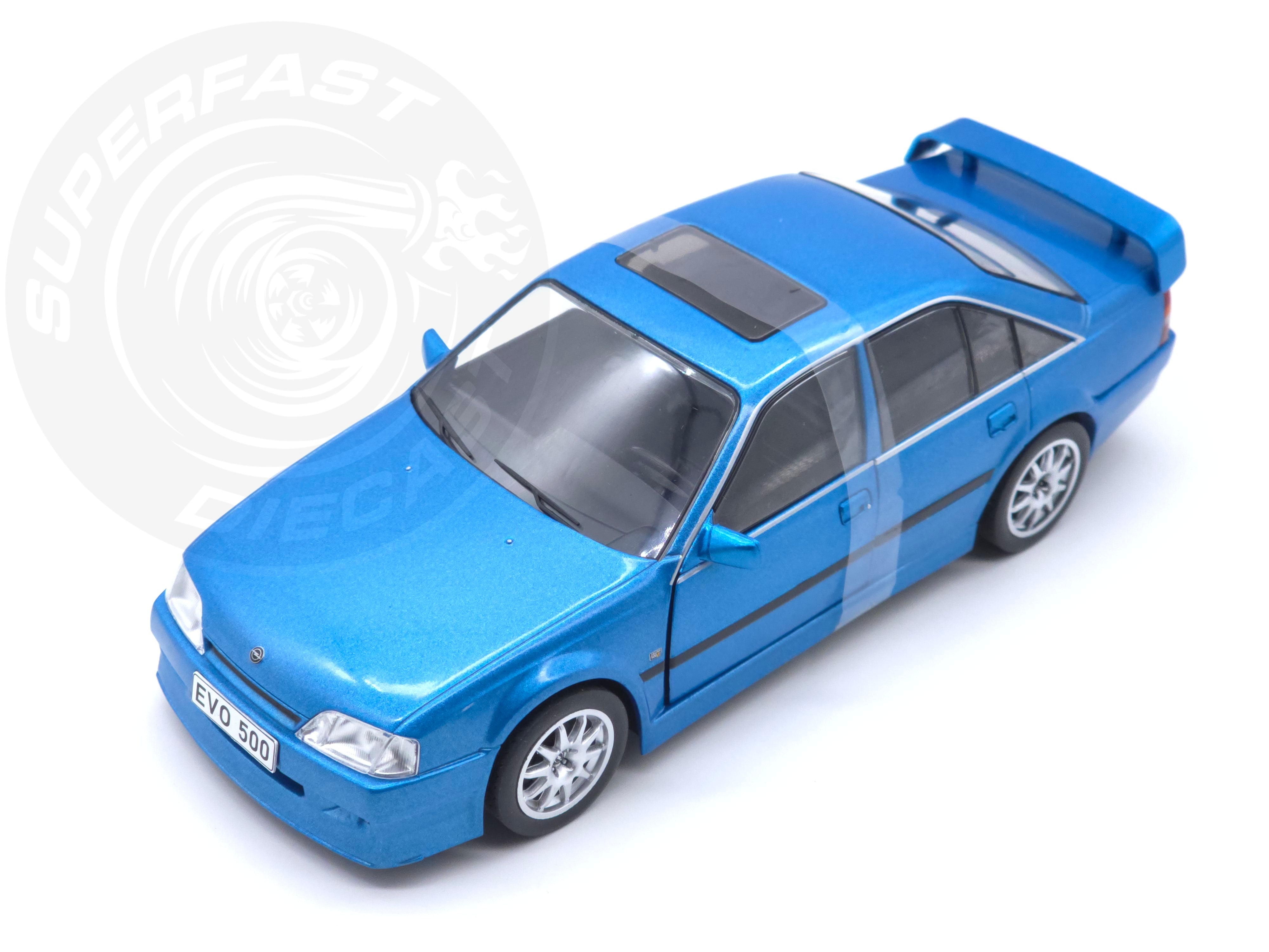 Whitebox  1:24 Scale Diecast - 1991 Opel Omega Evolution 500 in Blue - 124138
