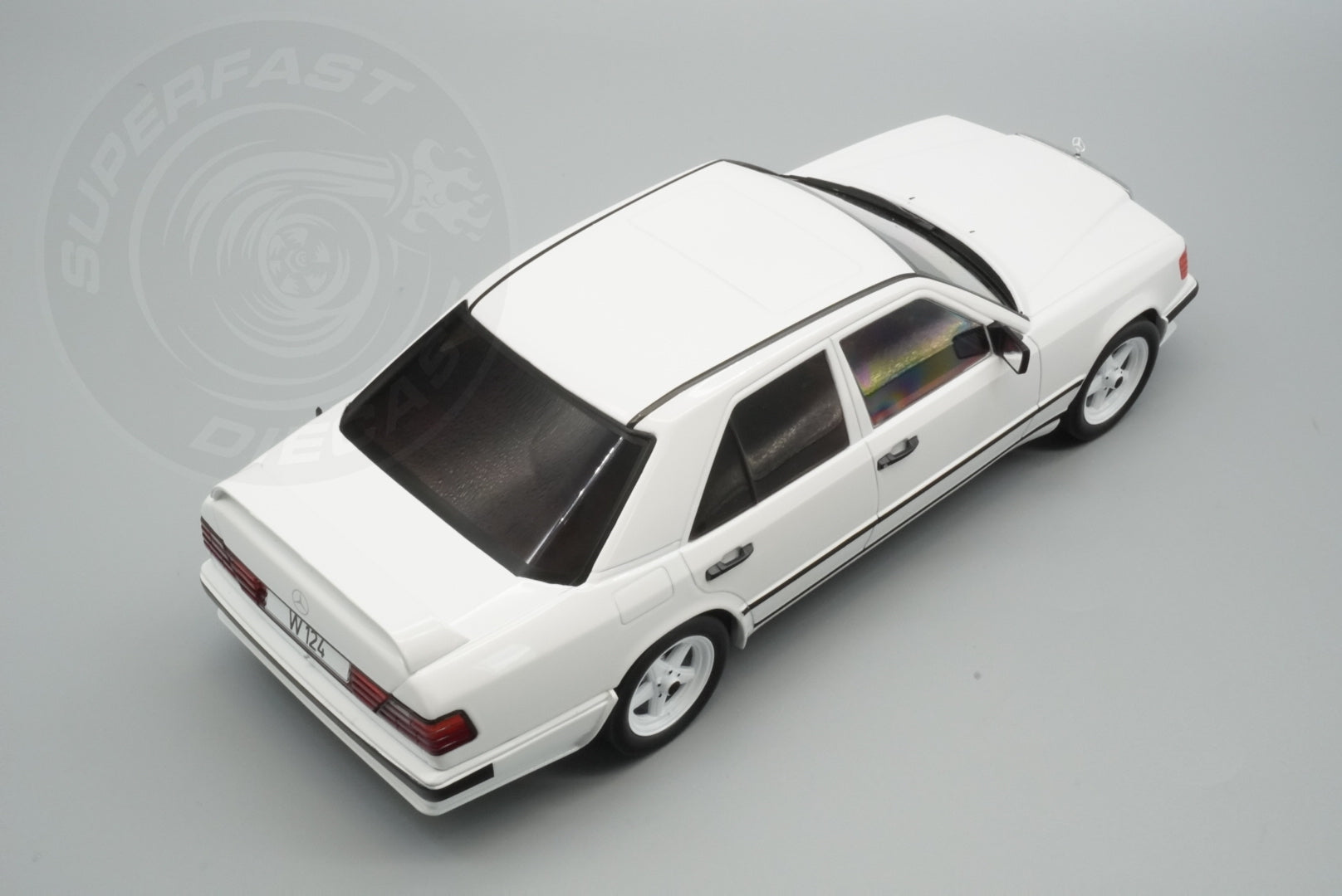 MCG 1:18 Diecast  - 1986 Mercedes W124 Tuning, White - MCG18343