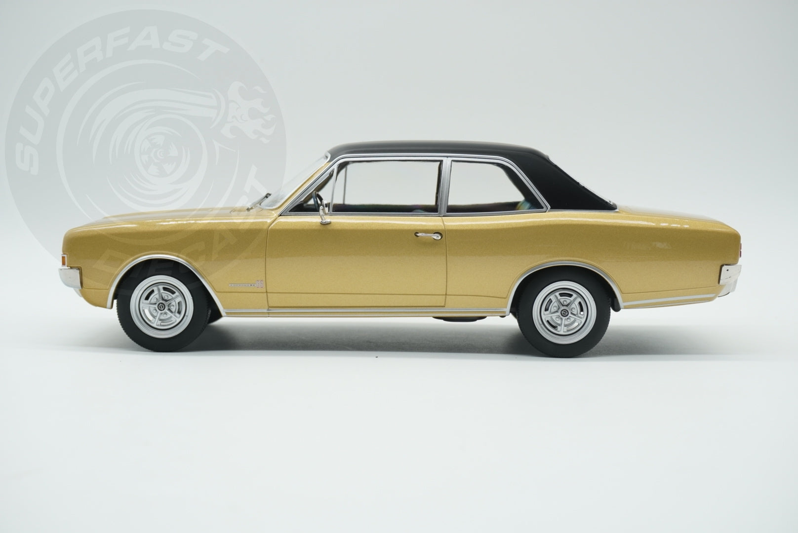 MCG 1:18 Scale Diecast - 1972 Opel Commodore, Beige - MCG18559