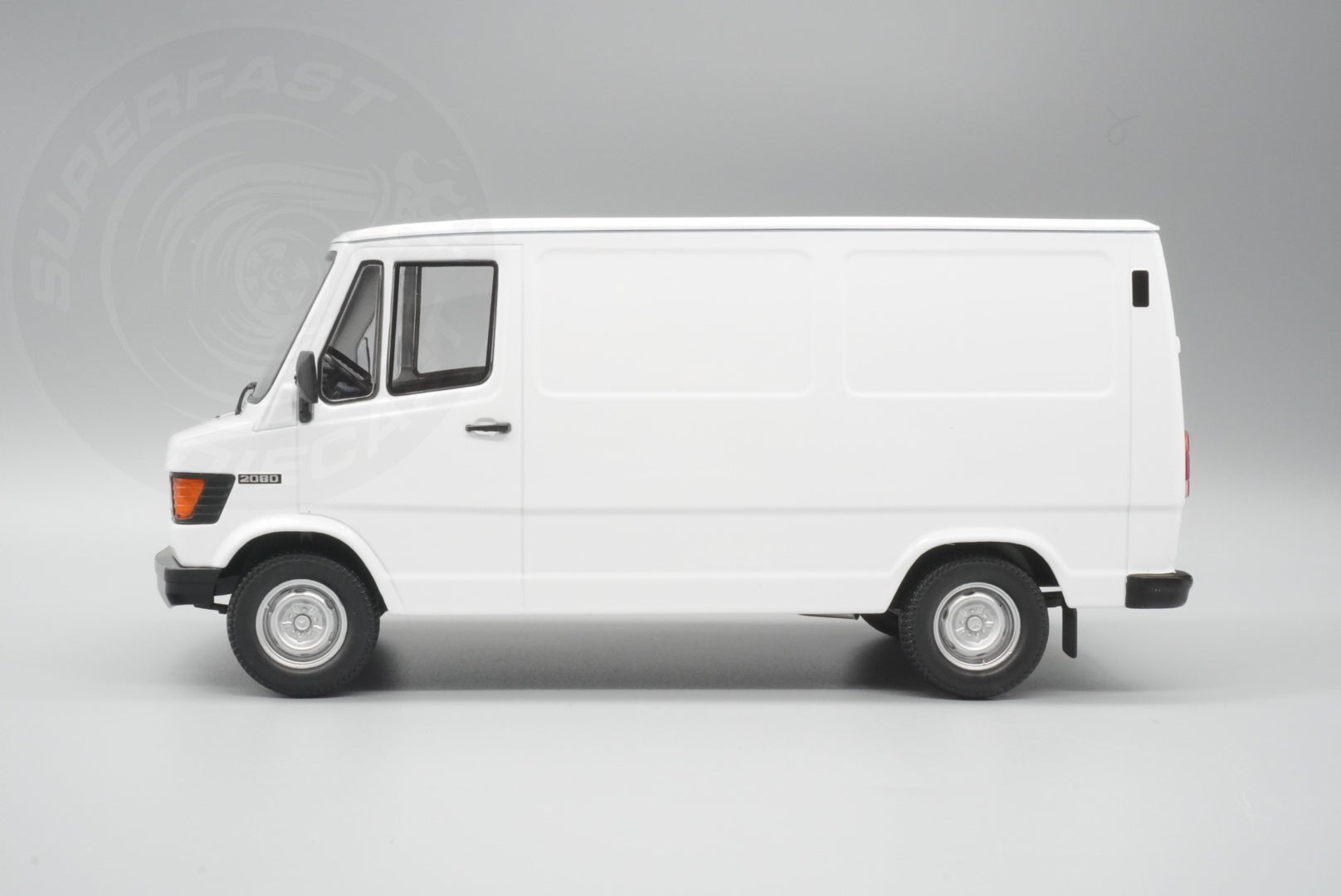 KK Scale 1:18 Scale Diecast - 1988 Mercedes 208 D Delivery Van, White - KKDC180301