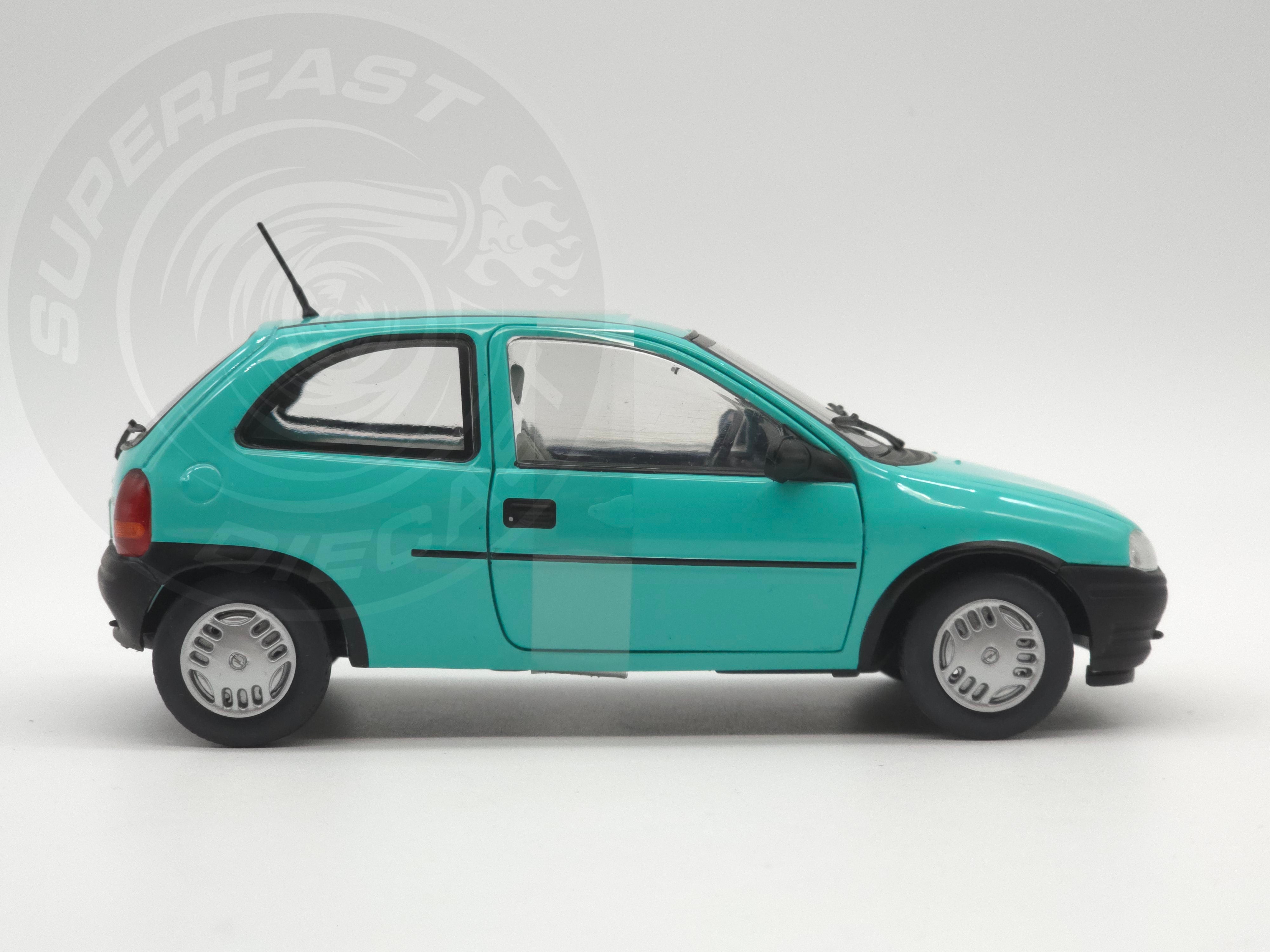 Whitebox  1:24 Scale Diecast - 1993 Opel Corsa B in Turquoise/Green - WB124226