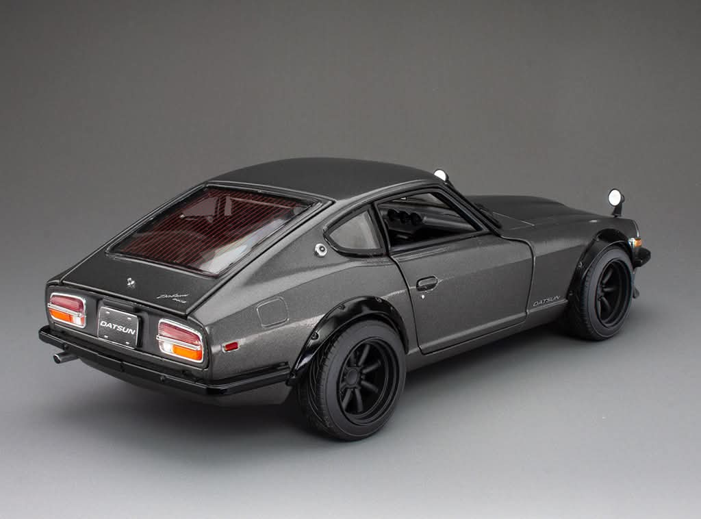 Sunstar 1:18 - 1971 Datsun 240Z - Grey - 3517
