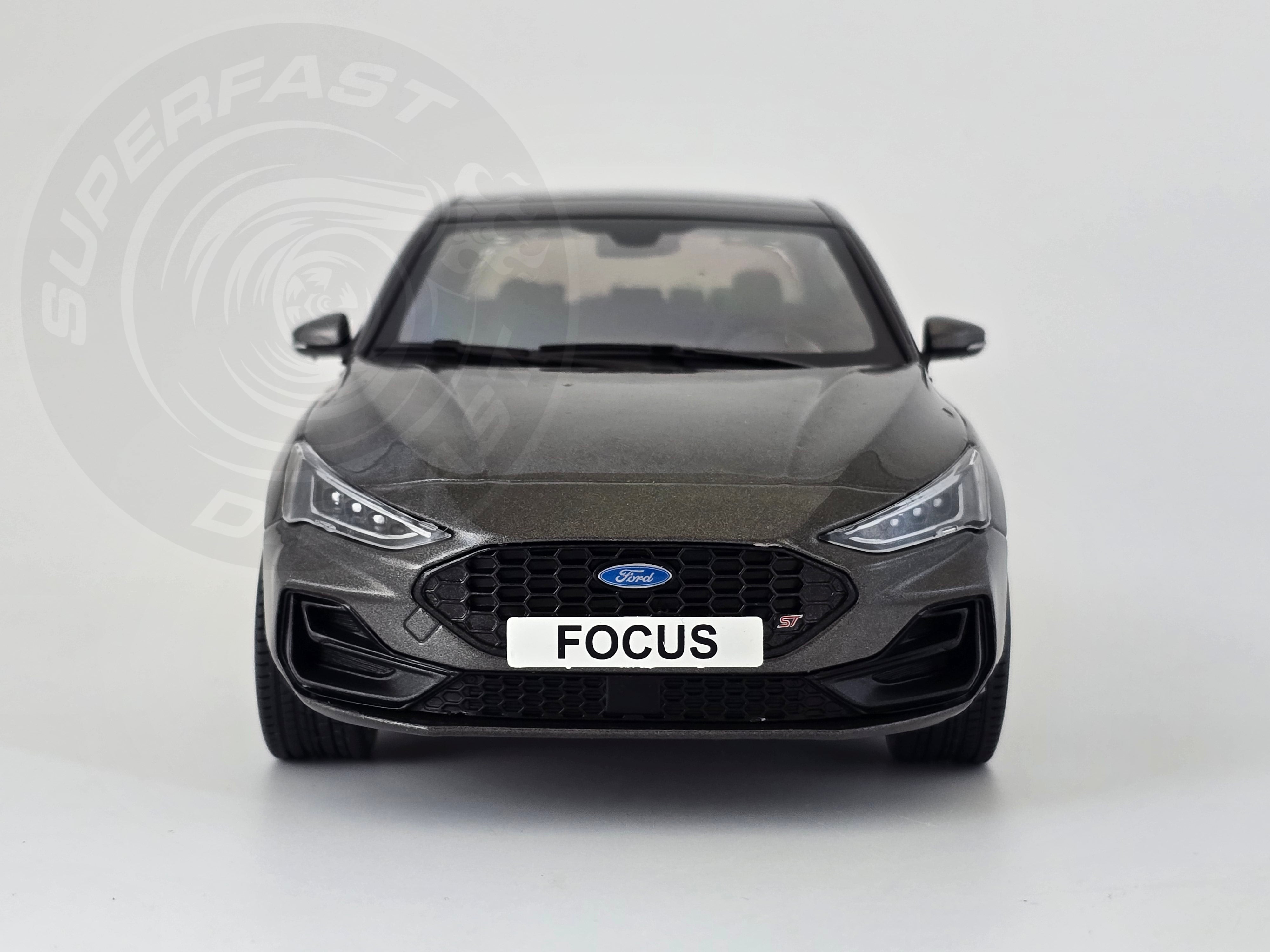 MCG 1:18 Scale Diecast Model Car -  2022 Ford Focus ST, Grey