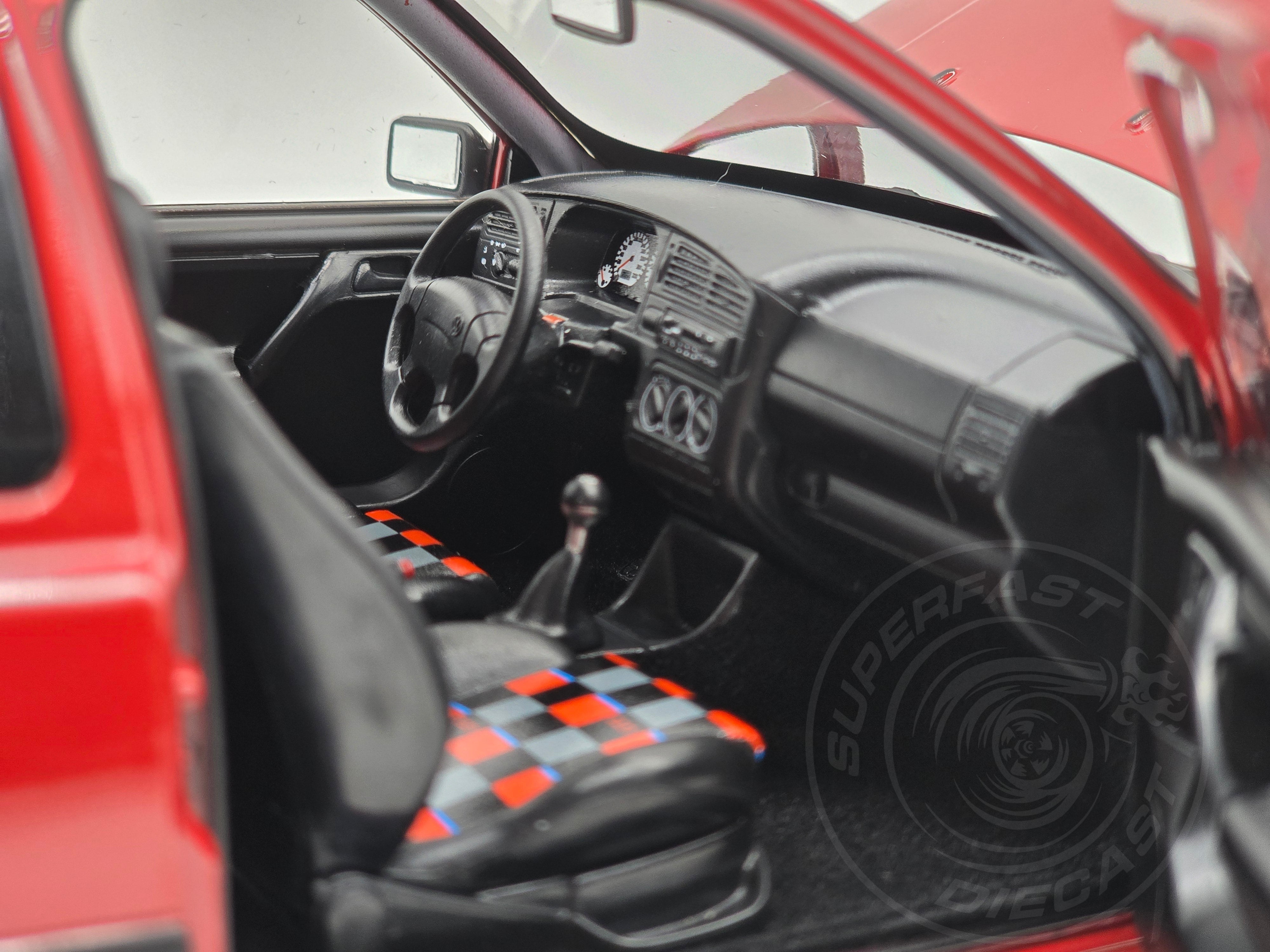 Norev 1:18 Scale Diecast - 1996 VW Volkswagen Golf Mk3, Flash Red - 188418R