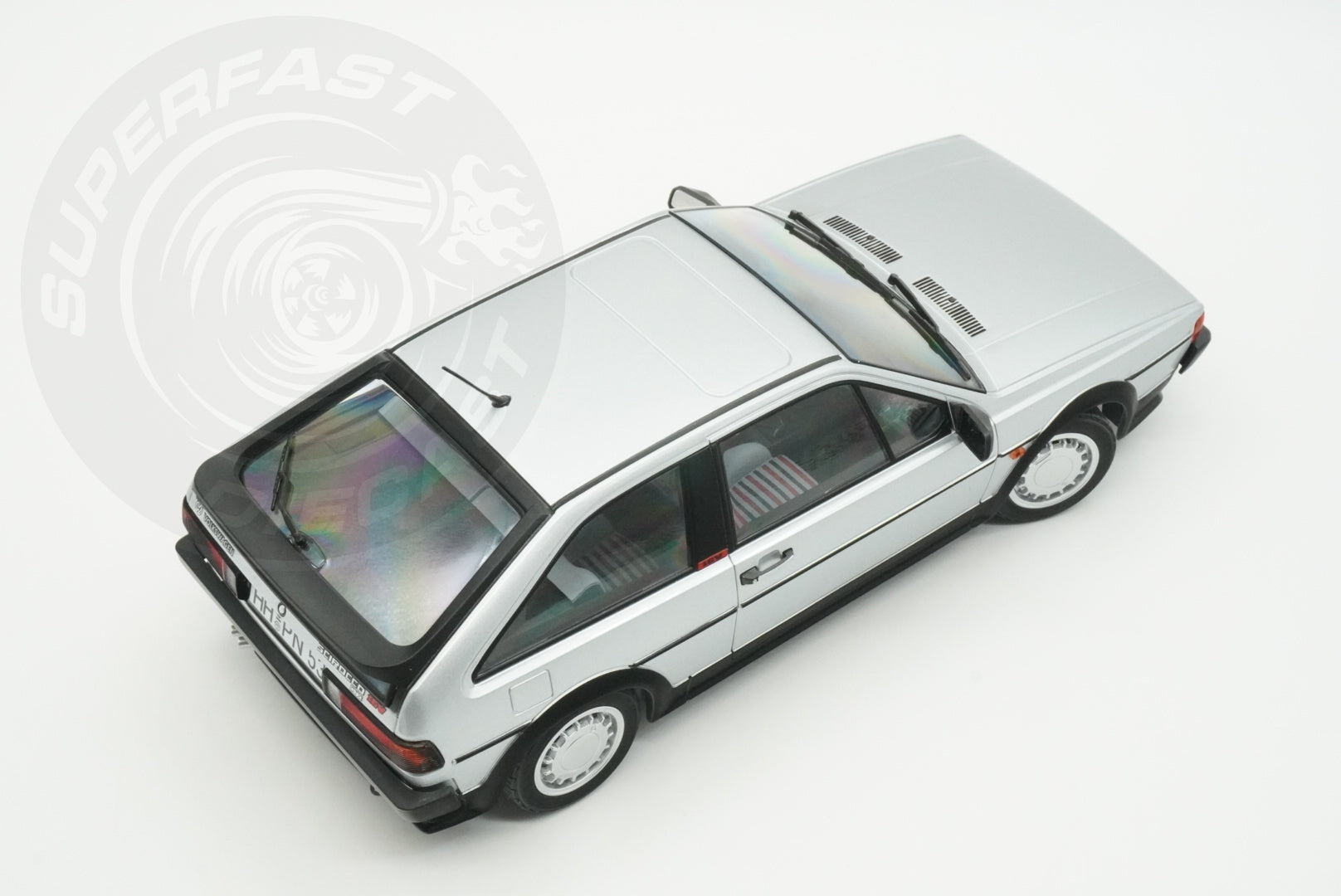 Norev 1:18 Scale Diecast - 1988 VW Volkswagen Scirocco GTX 16V, Flash Silver - 188635