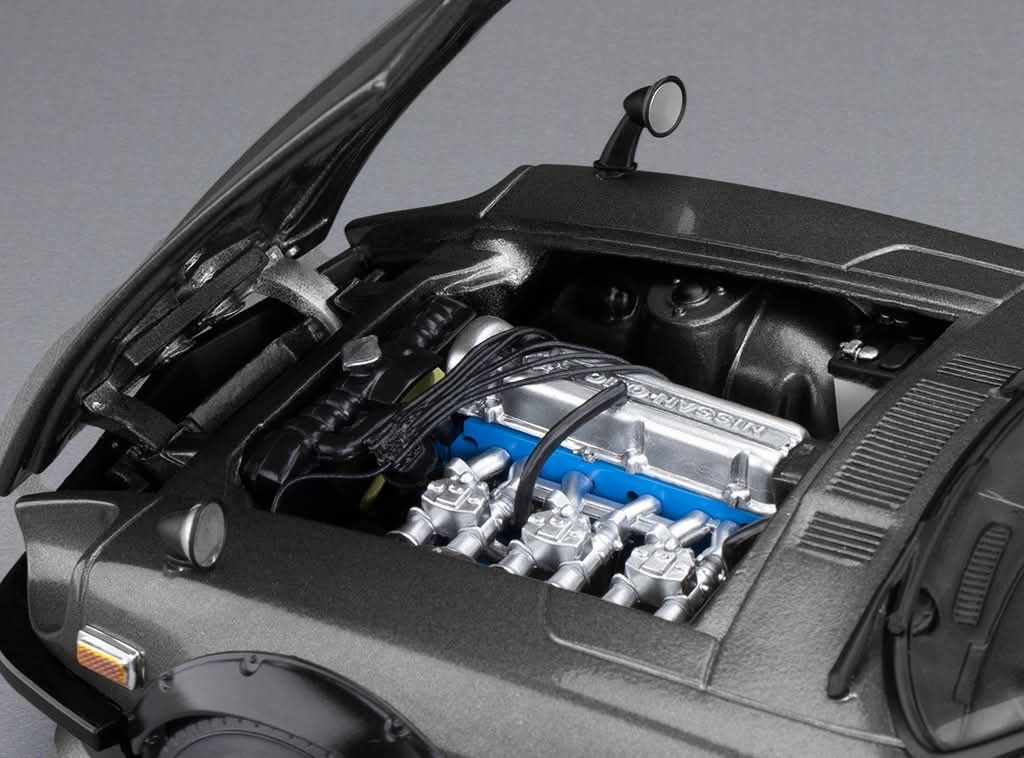 京商Datsun 240Z 1/18 ミニカー 1971 中古品 最終値下げ 京商1/18 ダットサン240Z 1971 サファリ・ラリーNo 11