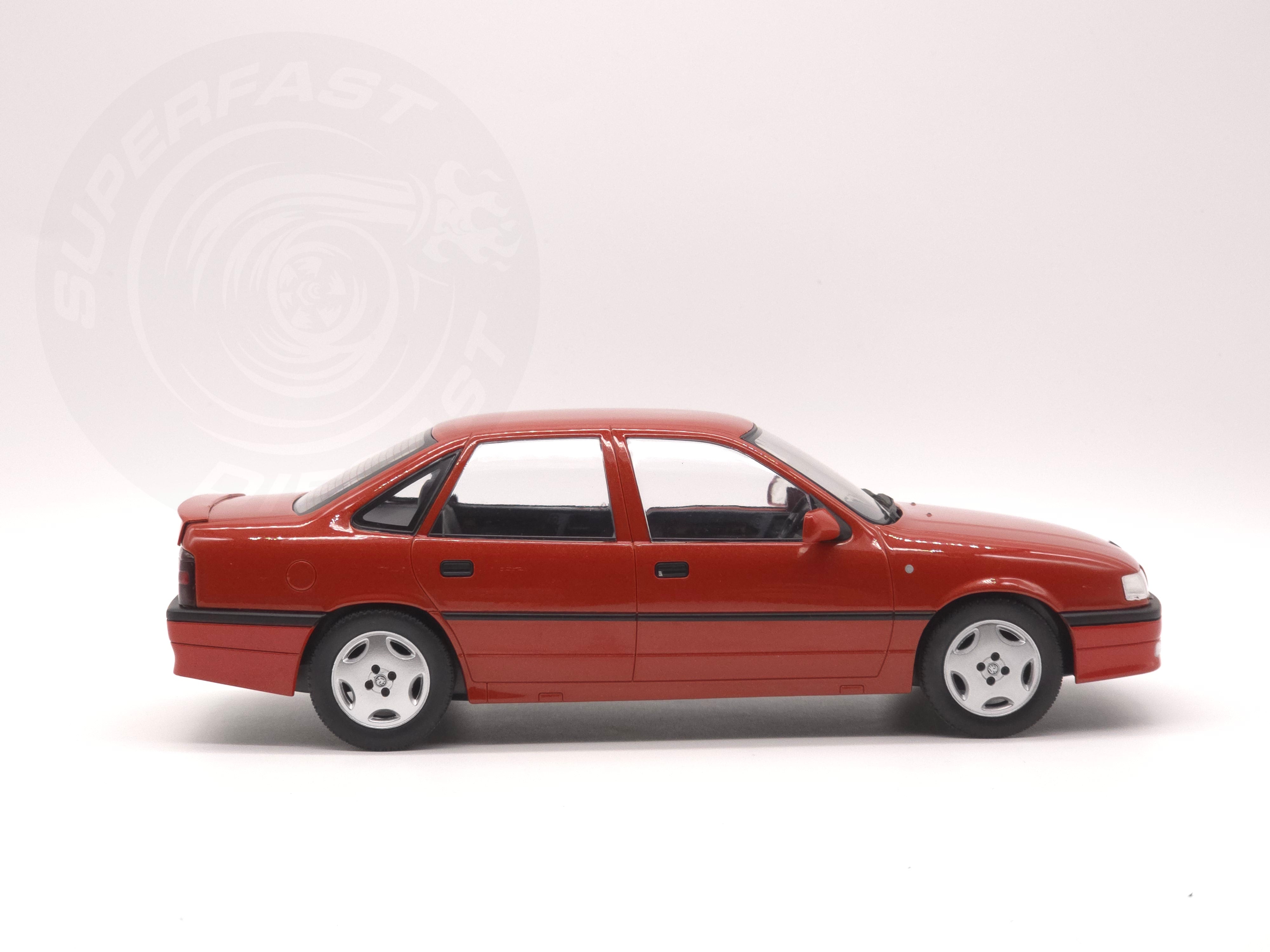 MCG 1:18 Scale Diecast - Vauxhall Cavalier GSi 2000 16v RHD, Red (UK Exclusive 300pcs) - 18848