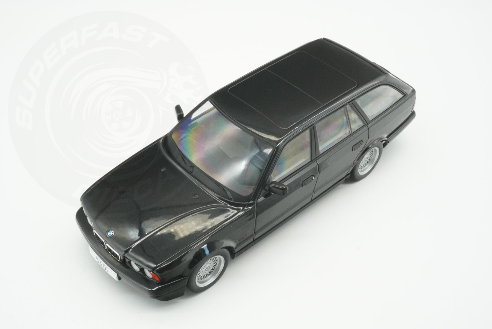MCG 1:18 Scale Diecast Model Car - 1991 BMW 5 Series (E34) Touring, Black - MCG18329