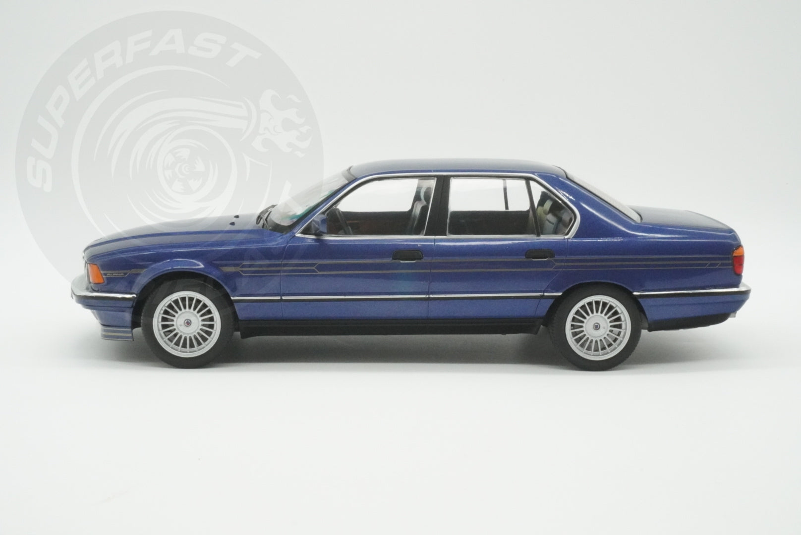 MCG 1:18 Scale Diecast Model Car - 1992 BMW Alpina B11 3,5, Blue - MCG18232