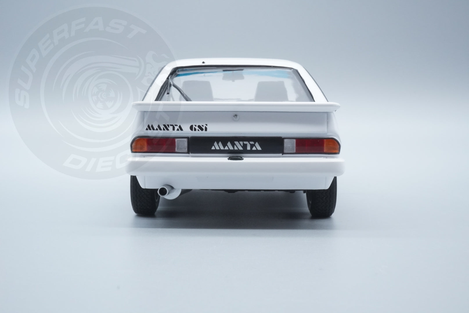 Norev 1:18 Scale Diecast - 1984 Opel Manta GSi Coupe - White - 183316