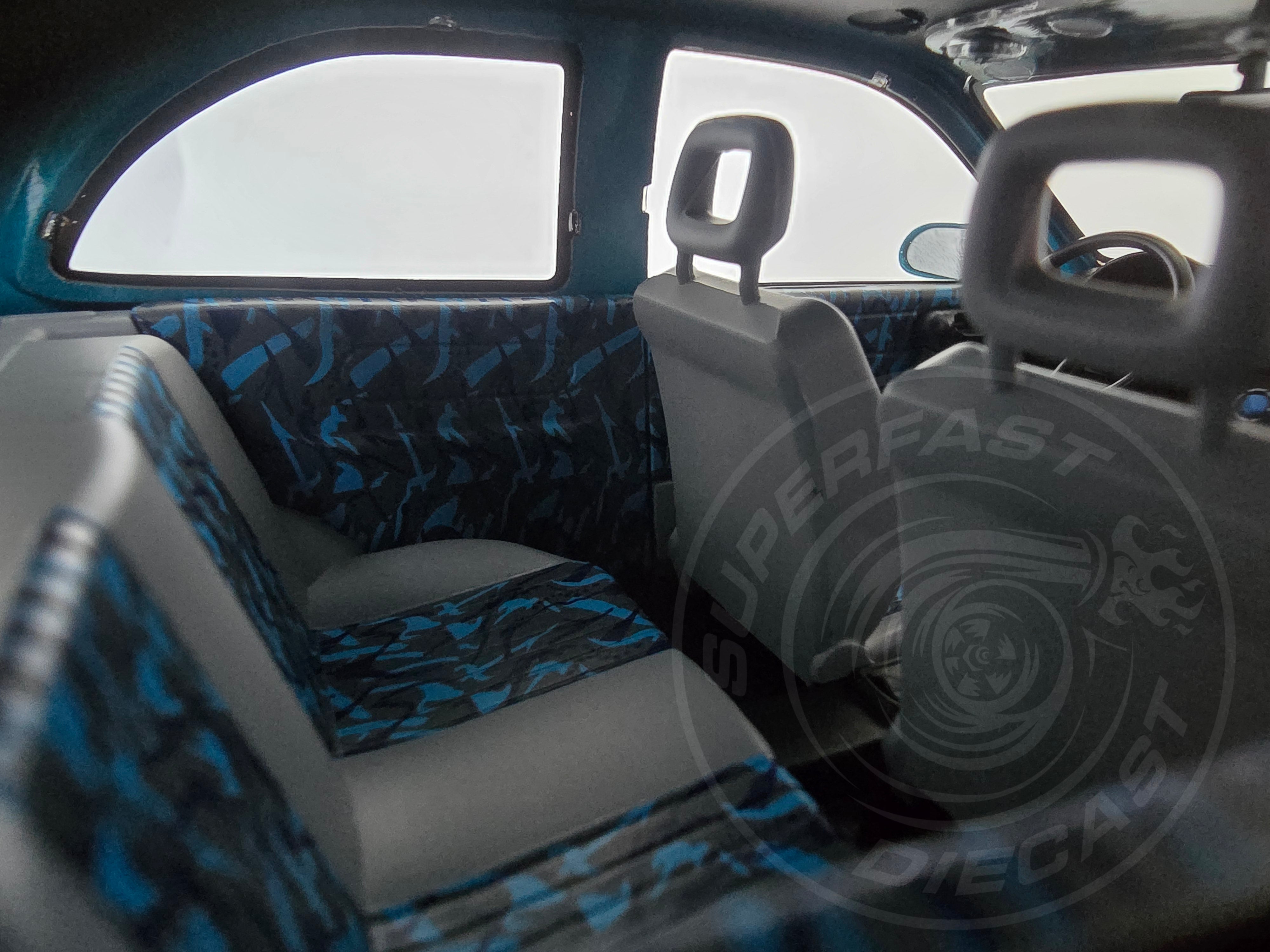 MCG 1:18 Scale Diecast - 1993 Opel Corsa B, Metallic Turquoise - MCG18