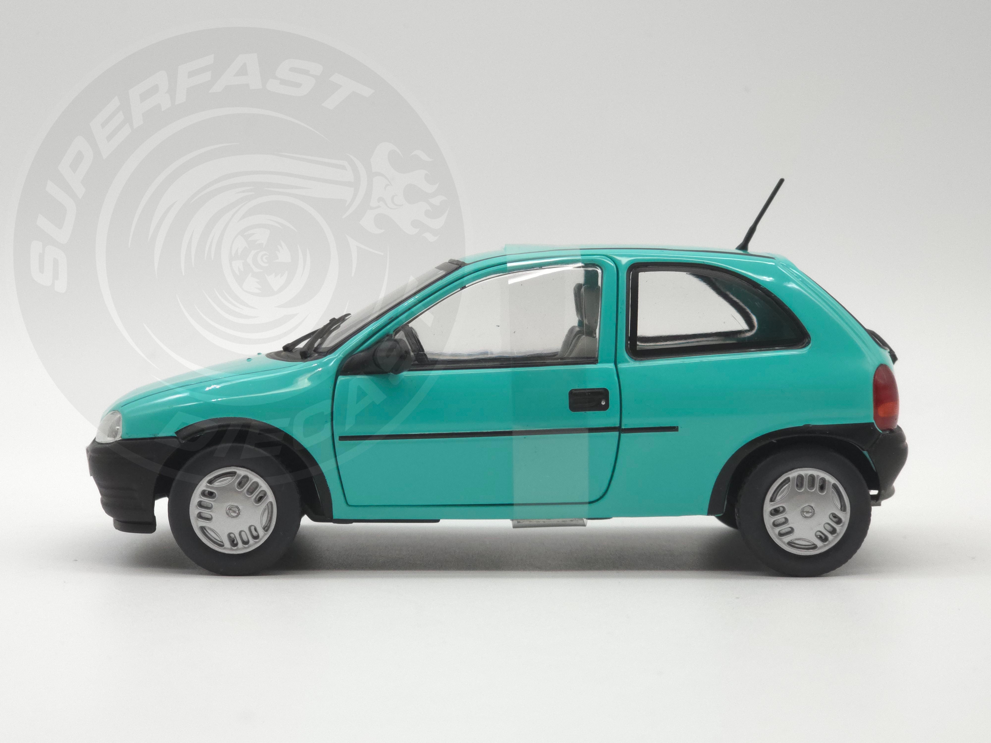 Whitebox  1:24 Scale Diecast - 1993 Opel Corsa B in Turquoise/Green - WB124226