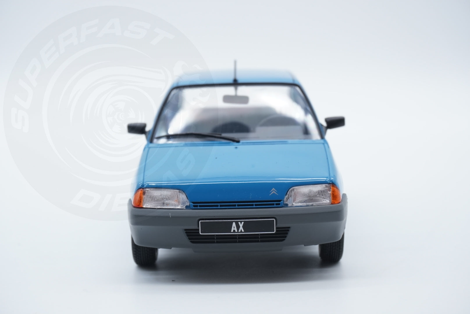 Whitebox  1:24 Scale Diecast - 1986 Citroen AX 1.0 E in Blue - WB124256
