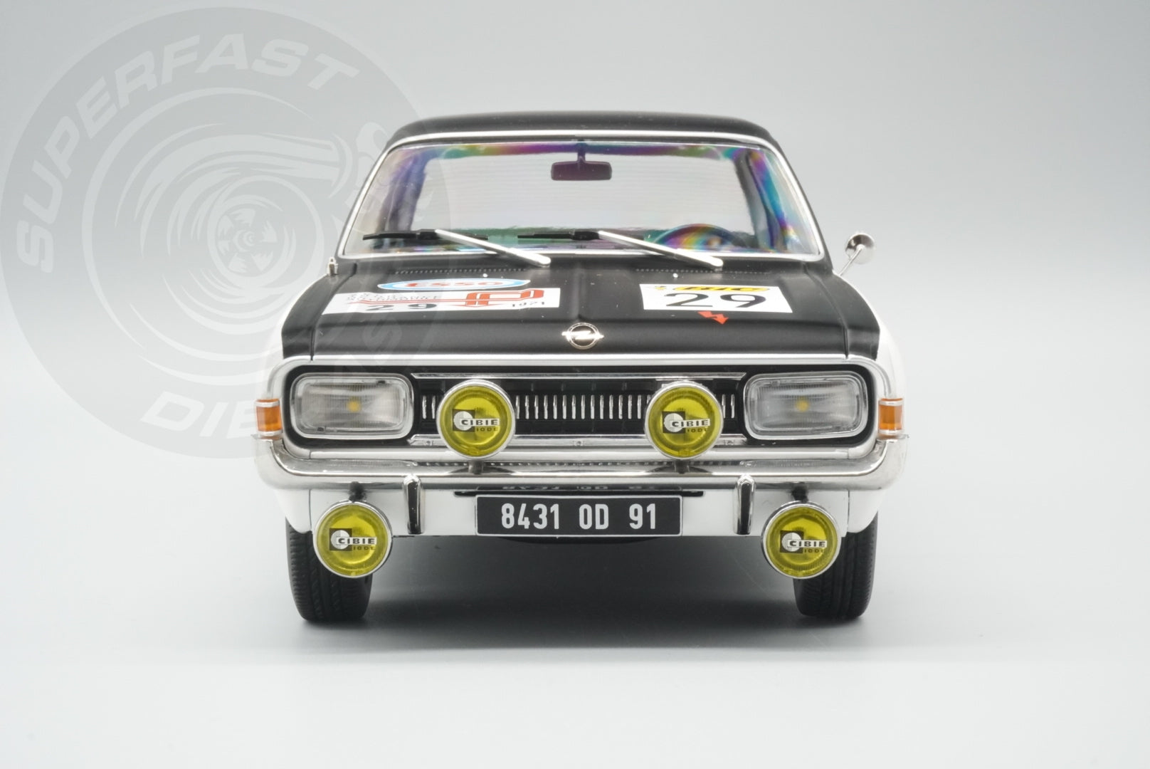 MCG 1:18 Scale Diecast - Opel Commodore Tour de France Automobile, 1971, #29, J.L.Clarr/J.P.Peyroux, White/Black - MCG18562