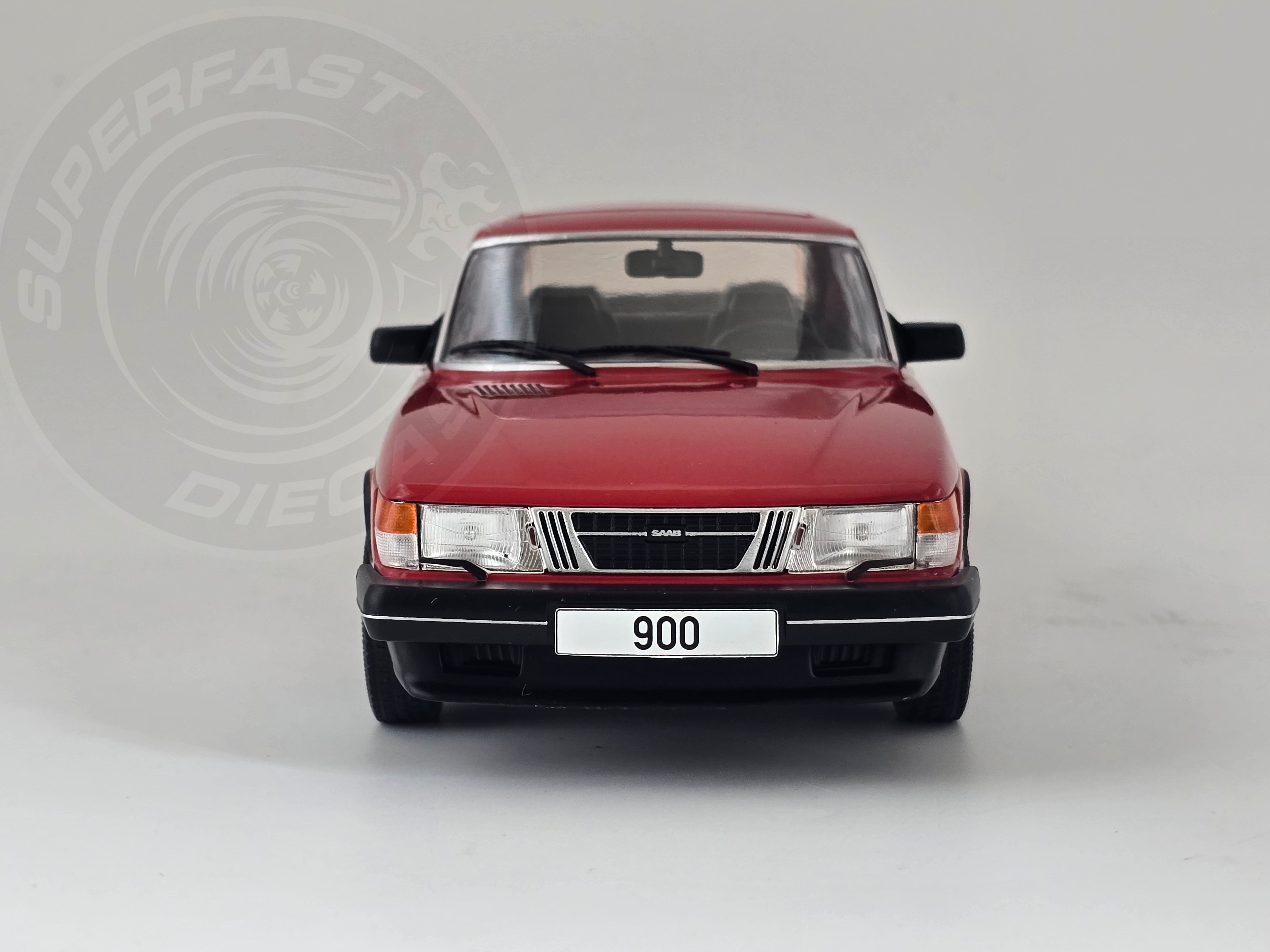 MCG 1:18 Scale Diecast Model Car - Saab 900 Turbo in Red - 1981