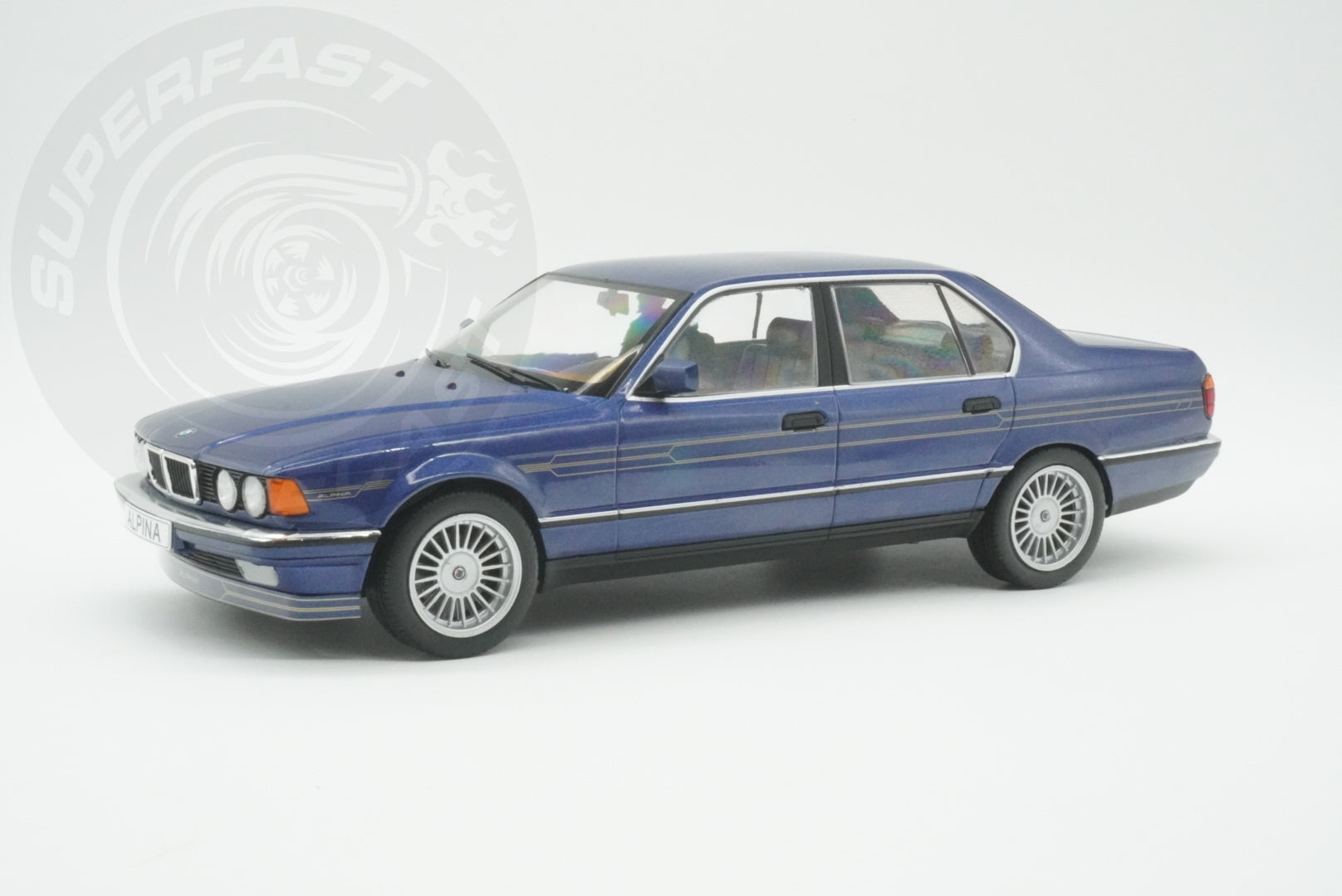 MCG 1:18 Scale Diecast Model Car - 1992 BMW Alpina B11 3,5, Blue - MCG18232