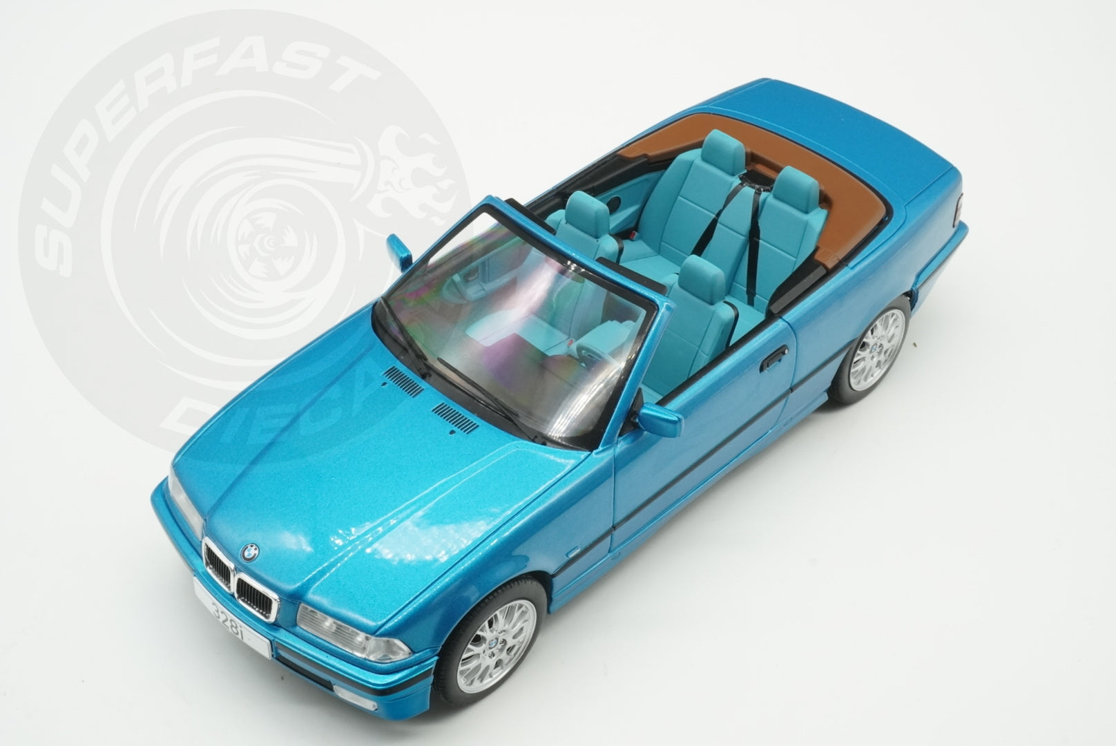 MCG 1:18 Diecast - 1996 BMW 328i (E36) Cabriolet, Turquoise - MCG18319