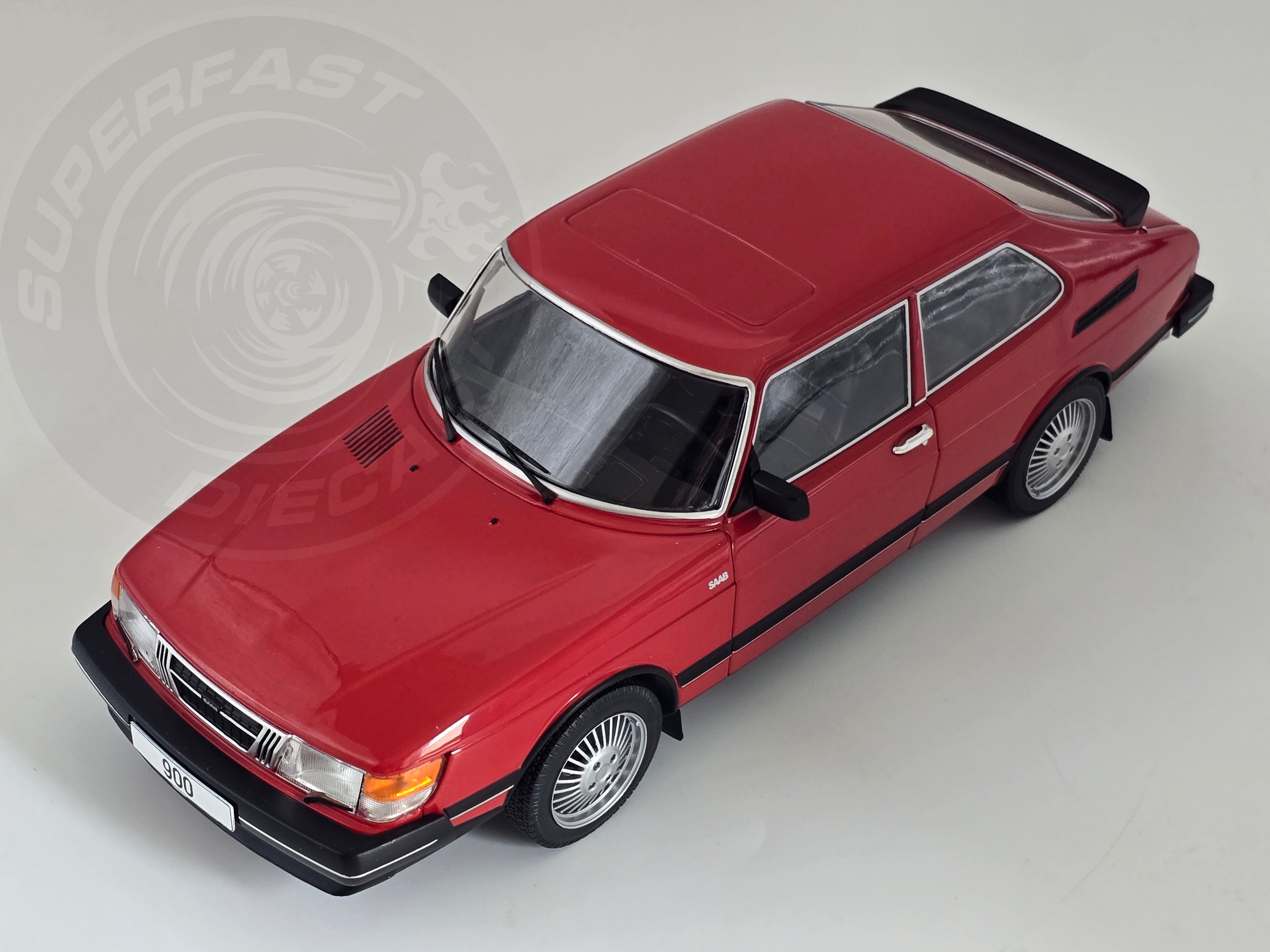 MCG 1:18 Scale Diecast Model Car - Saab 900 Turbo in Red - 1981
