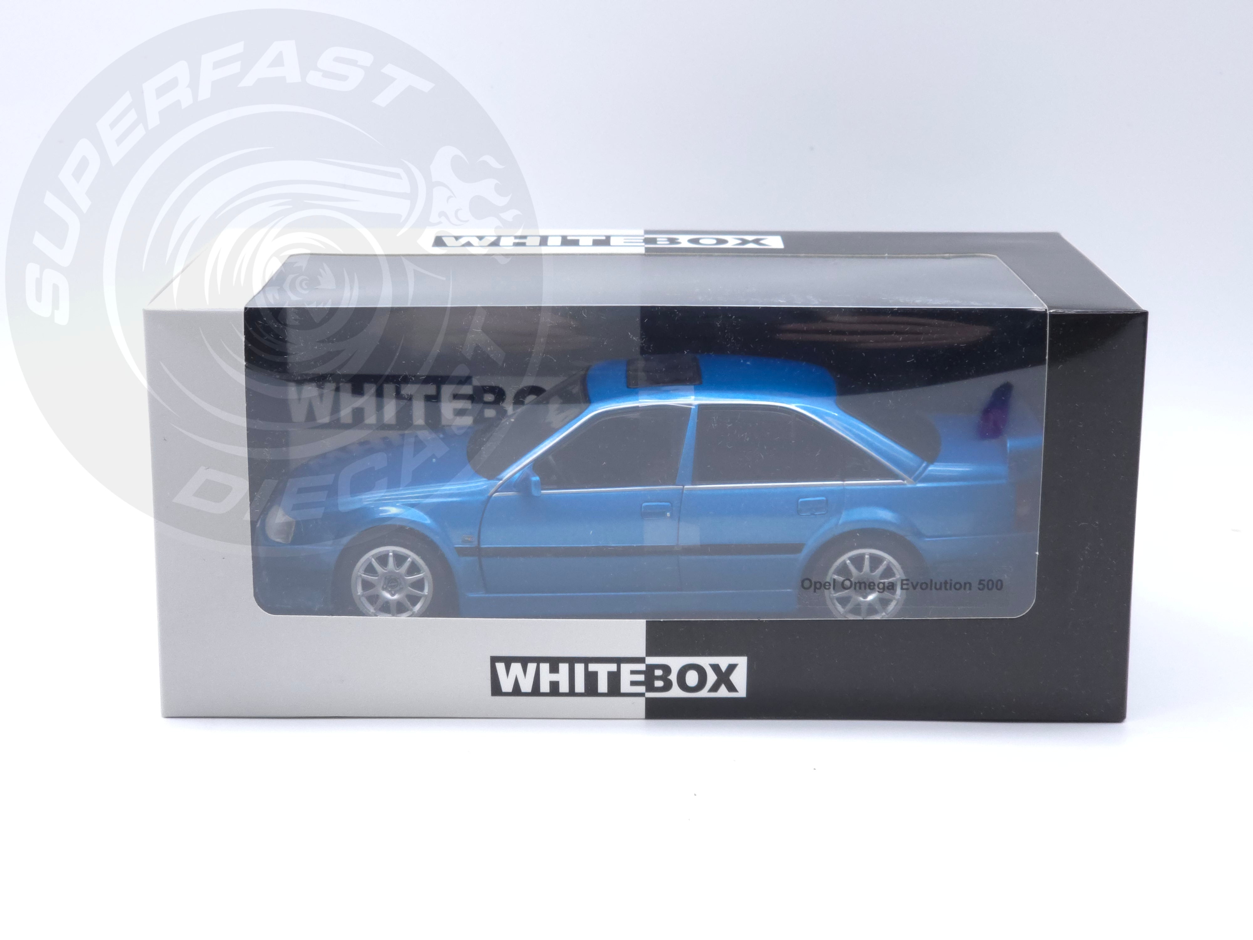 Whitebox  1:24 Scale Diecast - 1991 Opel Omega Evolution 500 in Blue - 124138
