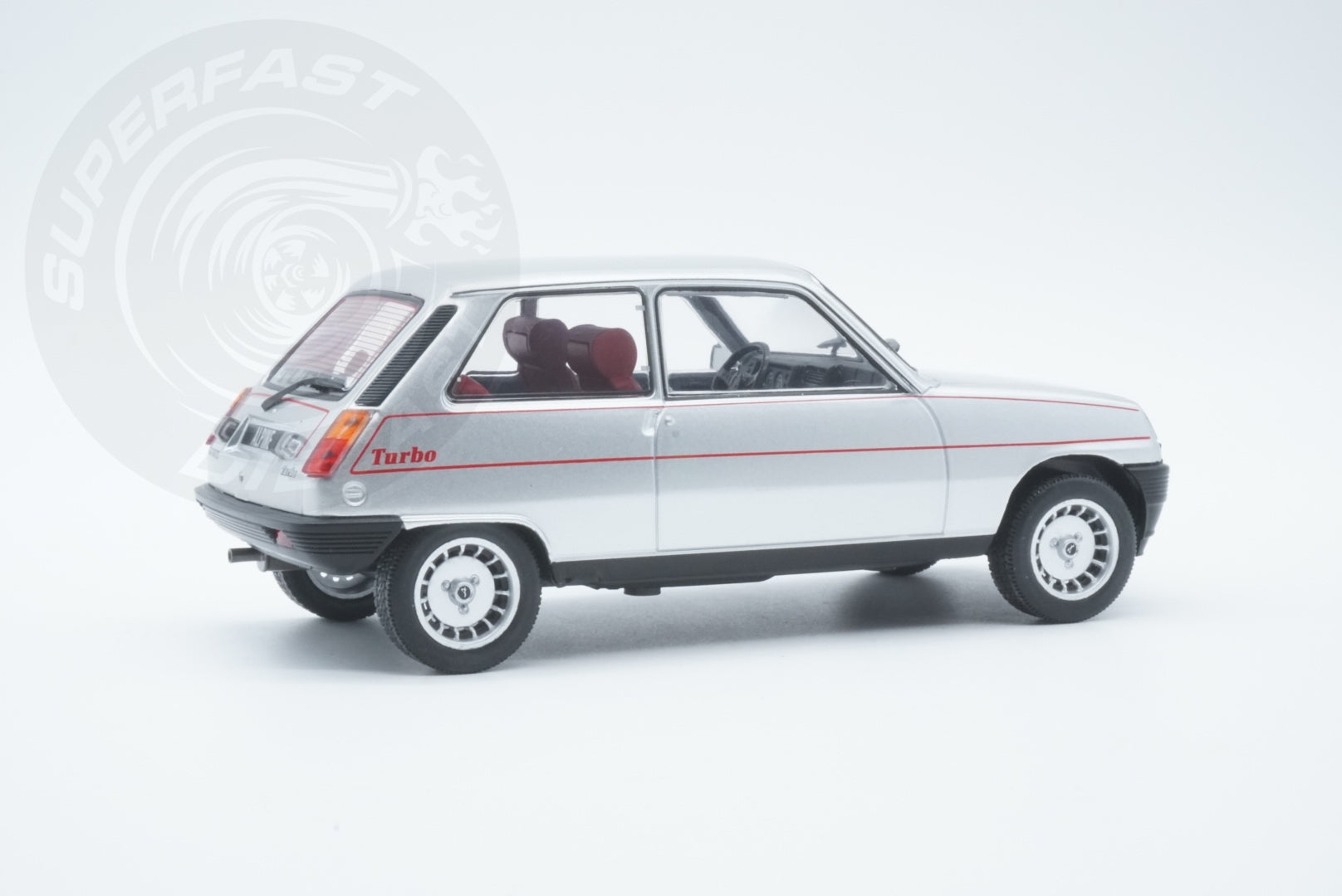 Whitebox 1:24 Scale Diecast - 1976 Renault 5 Alpine Turbo, Silver - WB124152