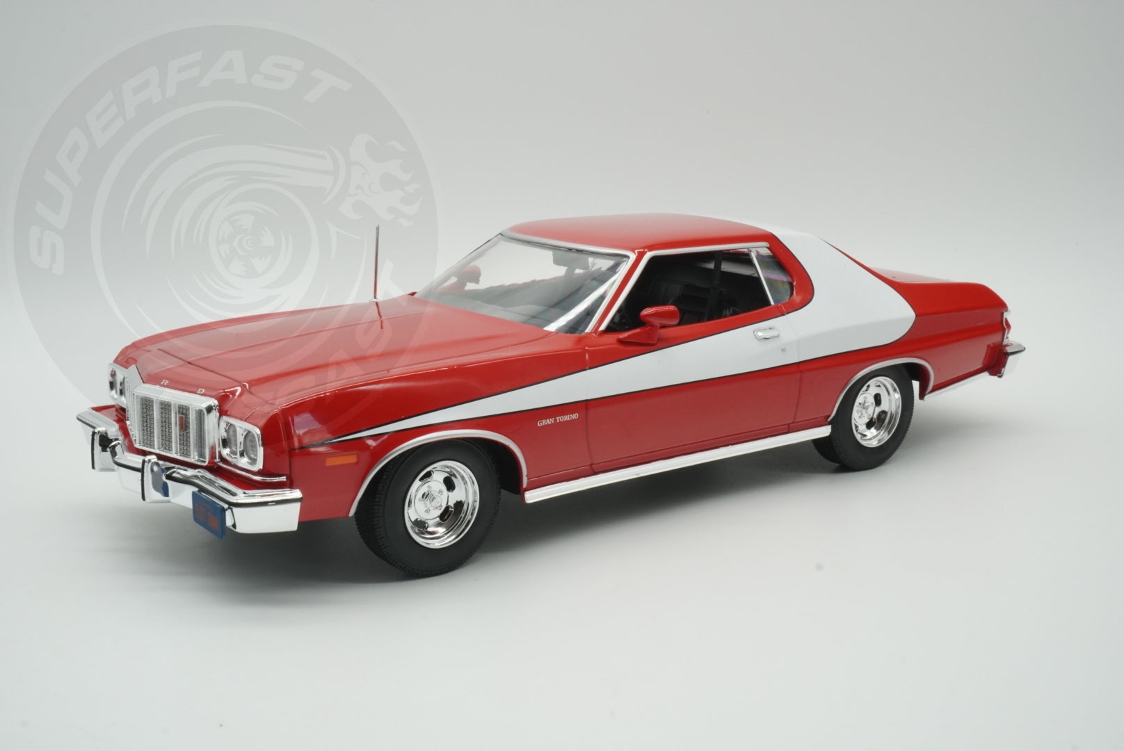 MCG 1:18 Diecast - 1975 Ford Gran Torino, Starsky and Hutch, Red/White - MCG181005