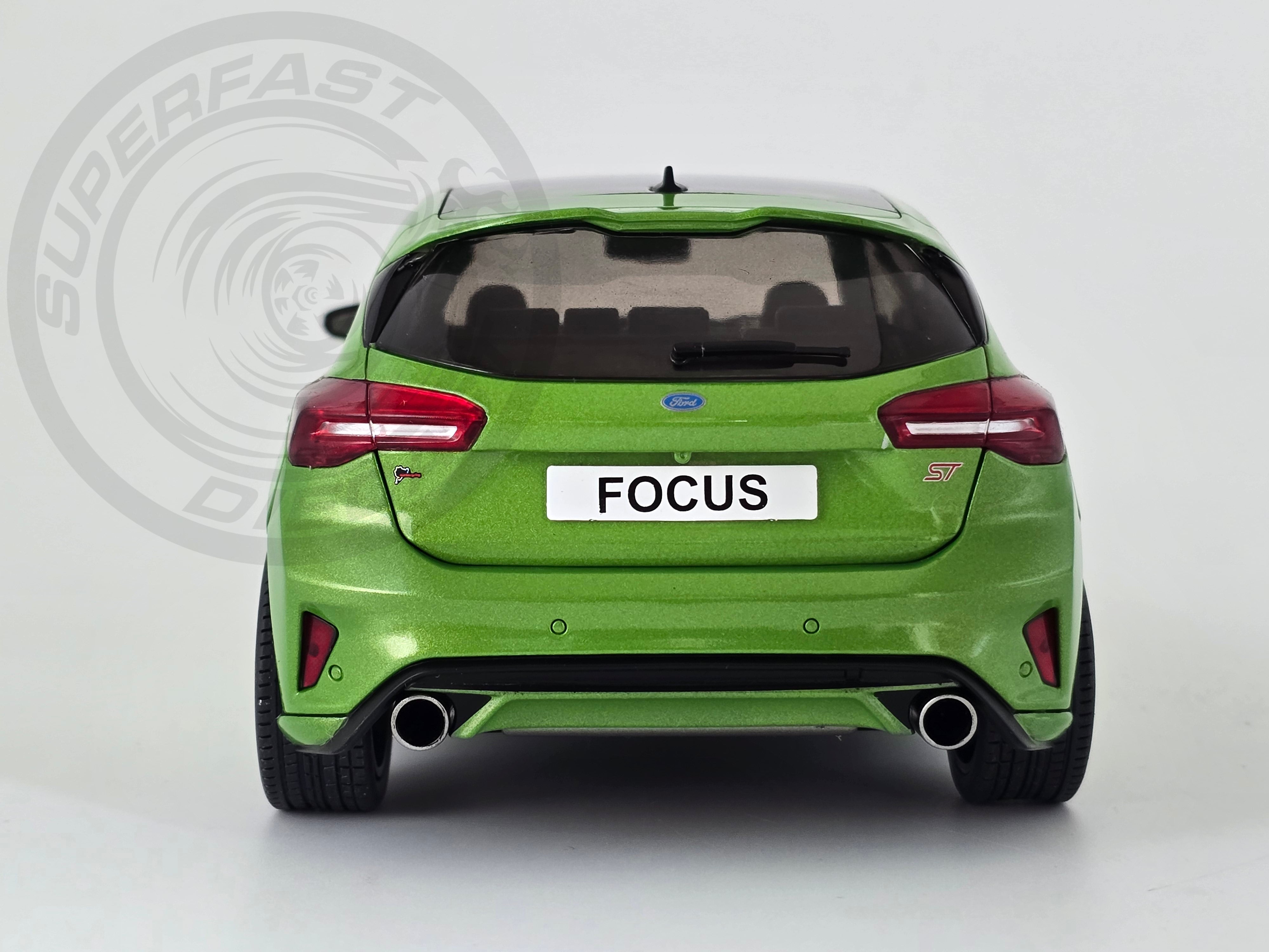 MCG 1:18 Scale Diecast Model Car -  2022 Ford Focus ST, Green